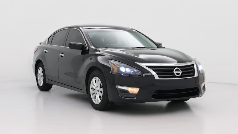 2014 Nissan Altima S Hero Image