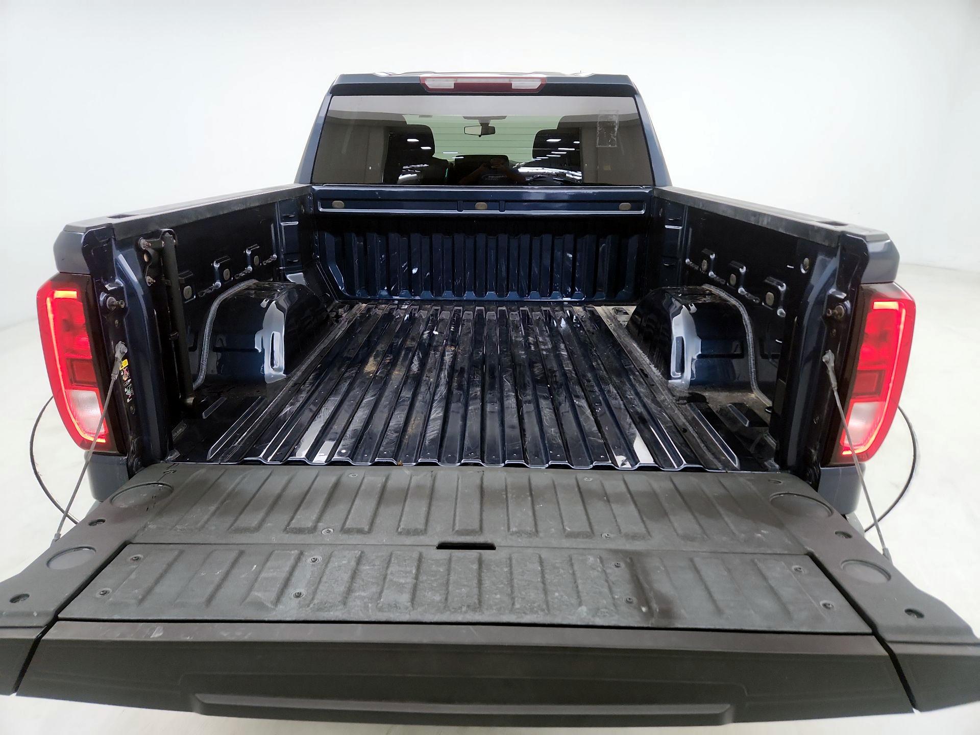 Thumbnail: 2022 GMC Sierra 1500 - 16