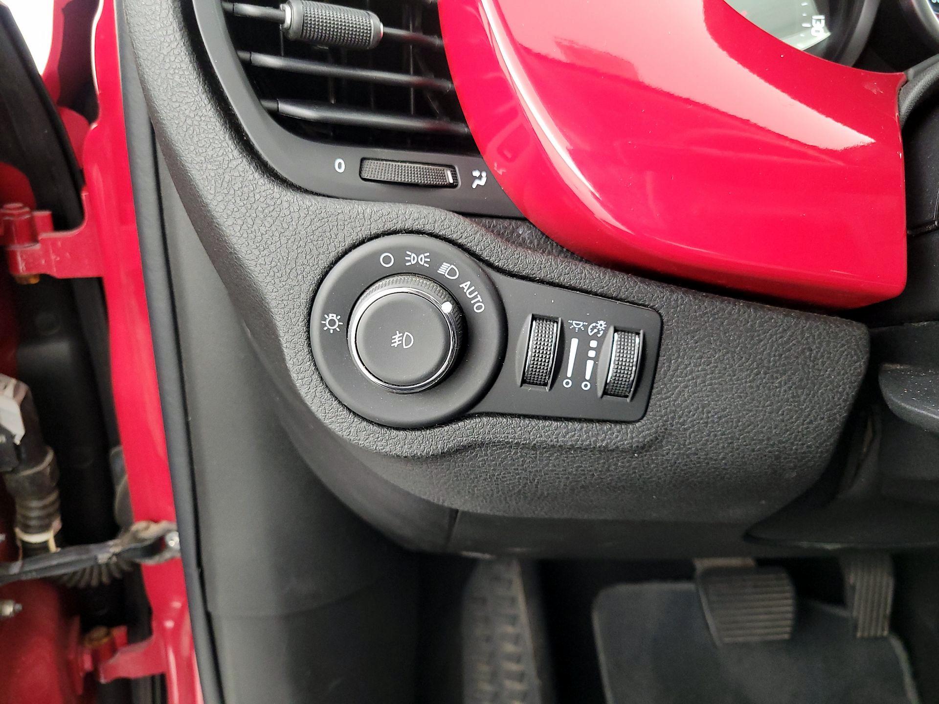 Thumbnail: 2017 Fiat 500X - 13