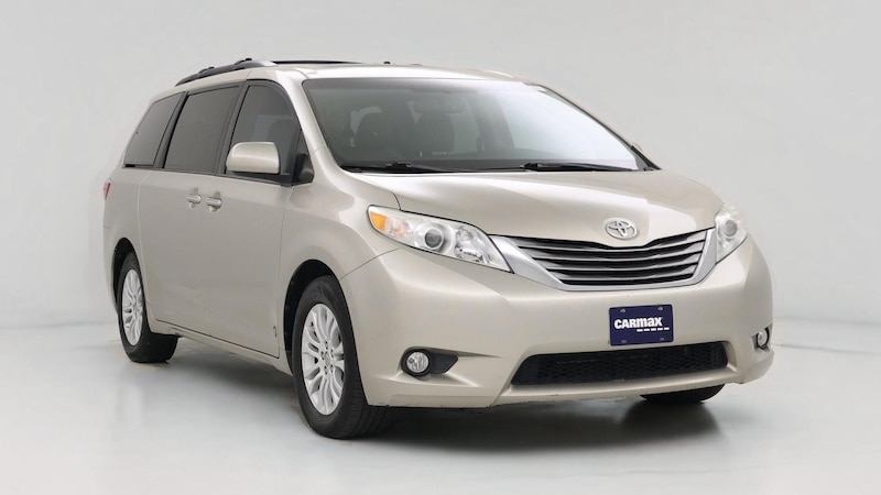 2015 Toyota Sienna XLE Hero Image