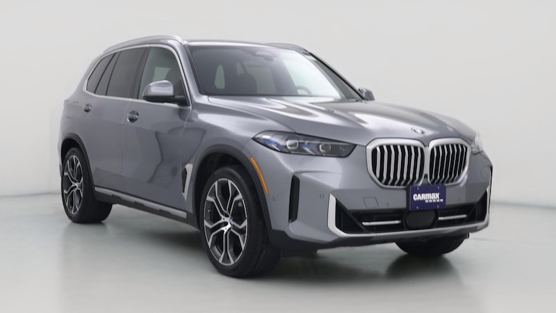 2024 BMW X5 sDrive40i Hero Image
