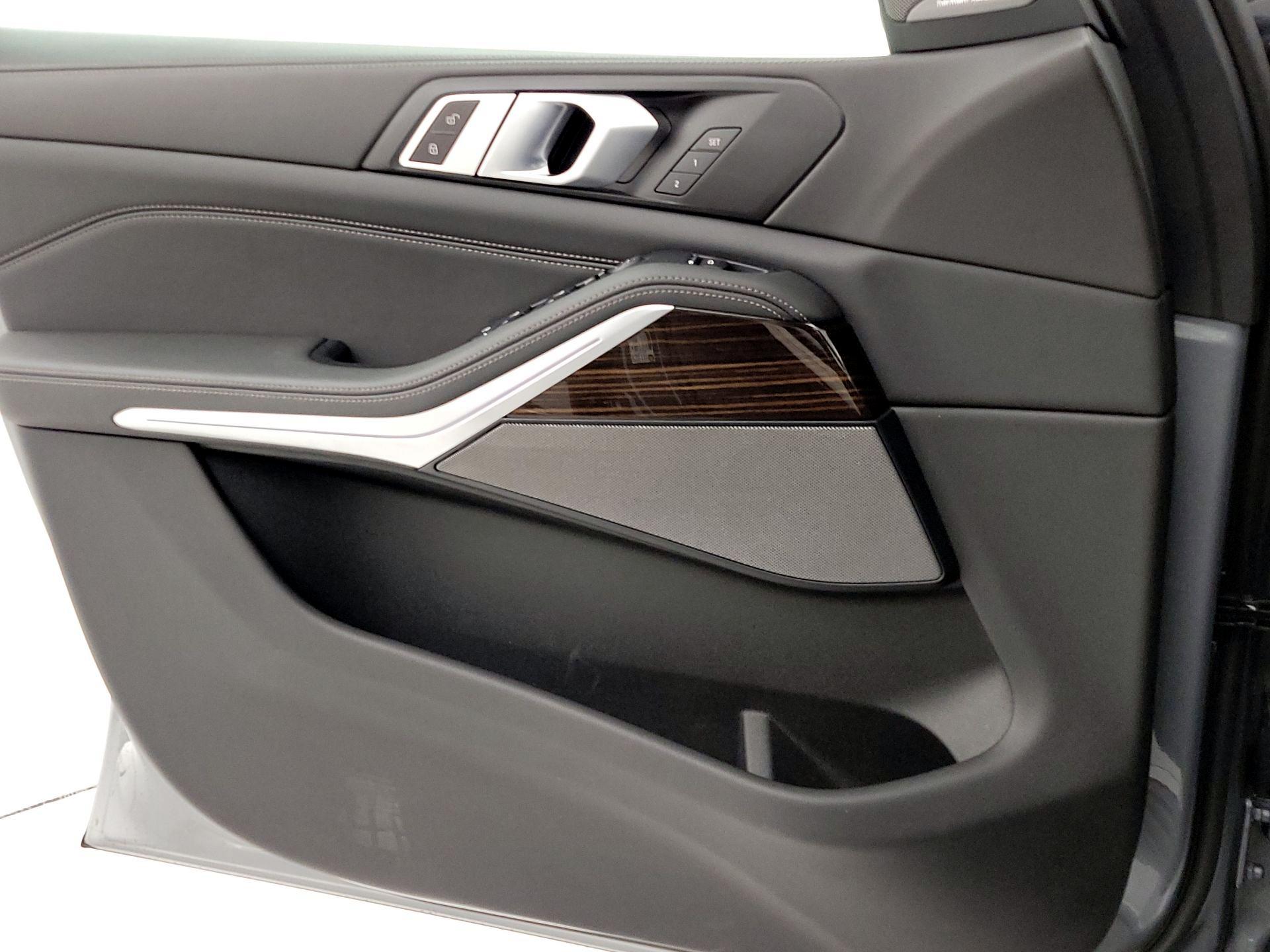 Thumbnail: 2024 BMW X5 - 12