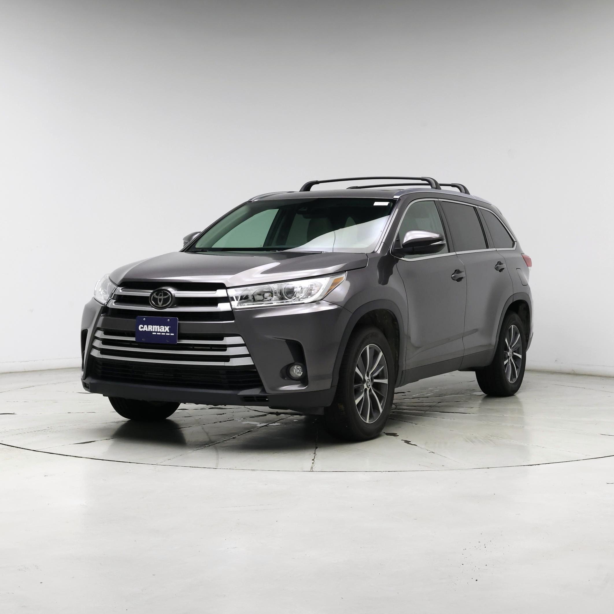 Thumbnail: 2019 Toyota Highlander - 4