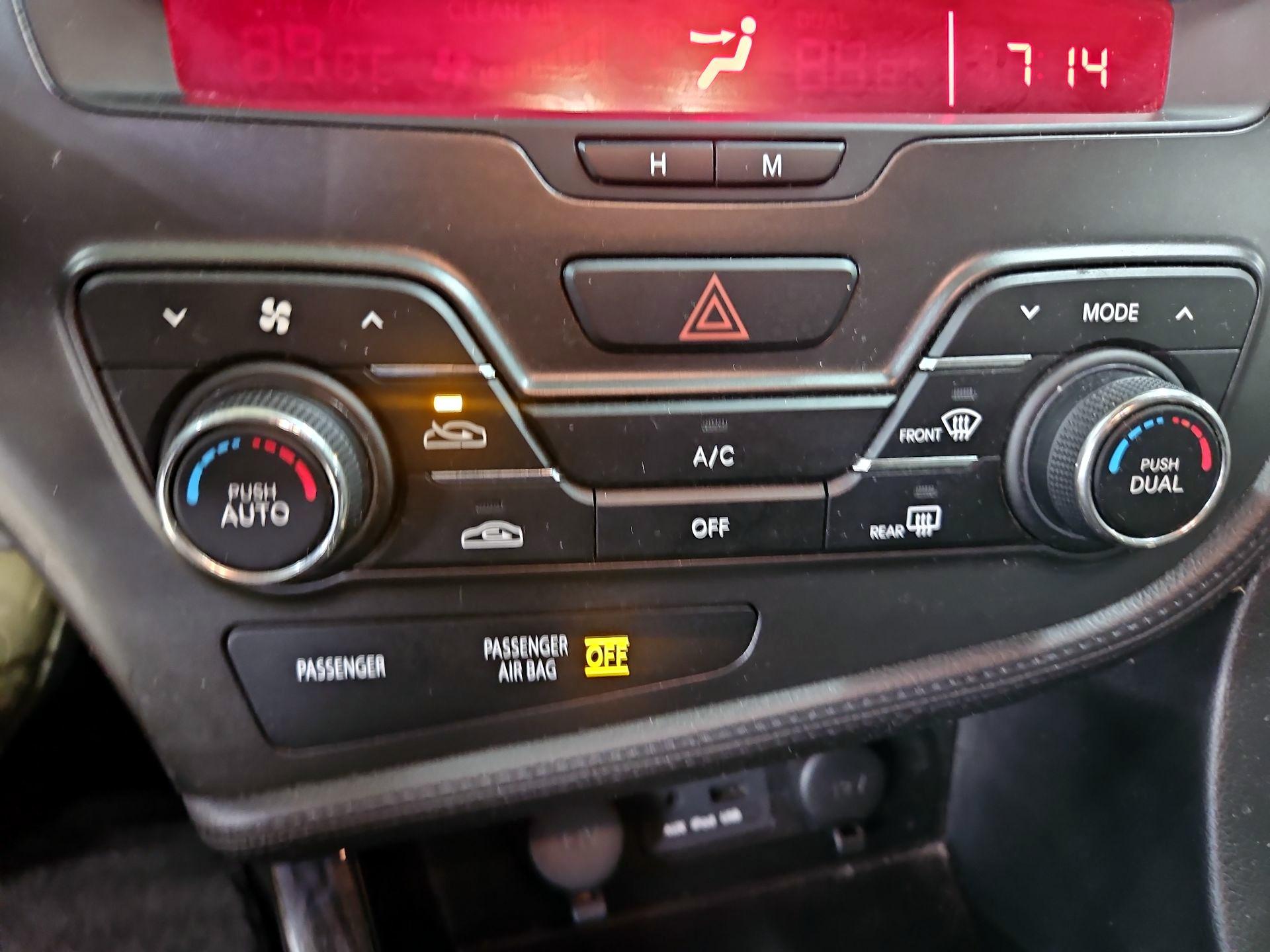 Thumbnail: 2013 Kia Optima - 14