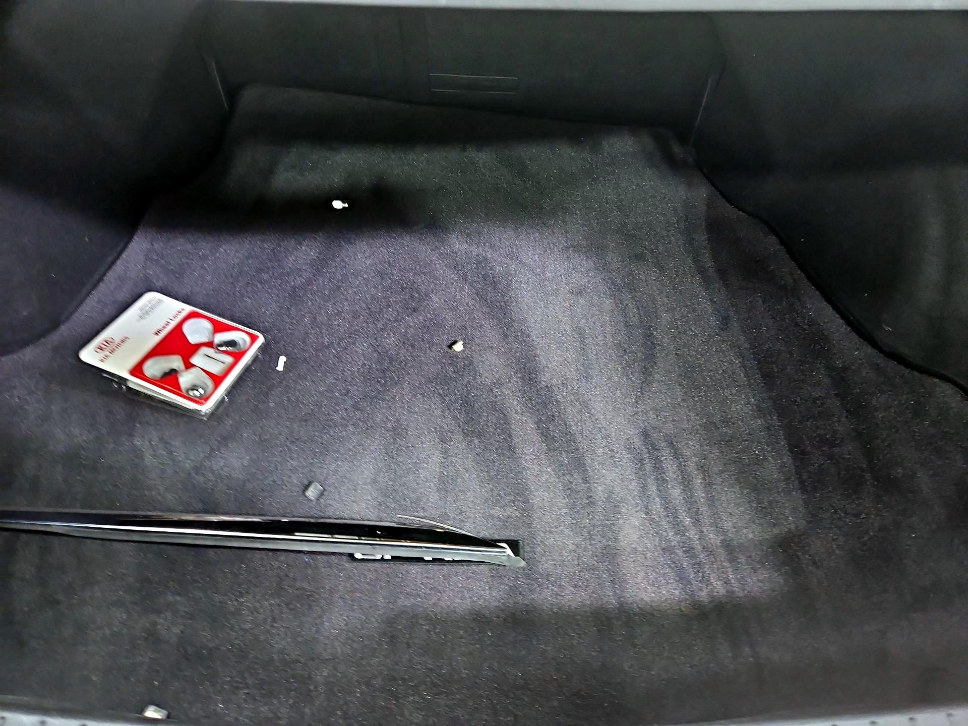Thumbnail: 2013 Kia Optima - 18