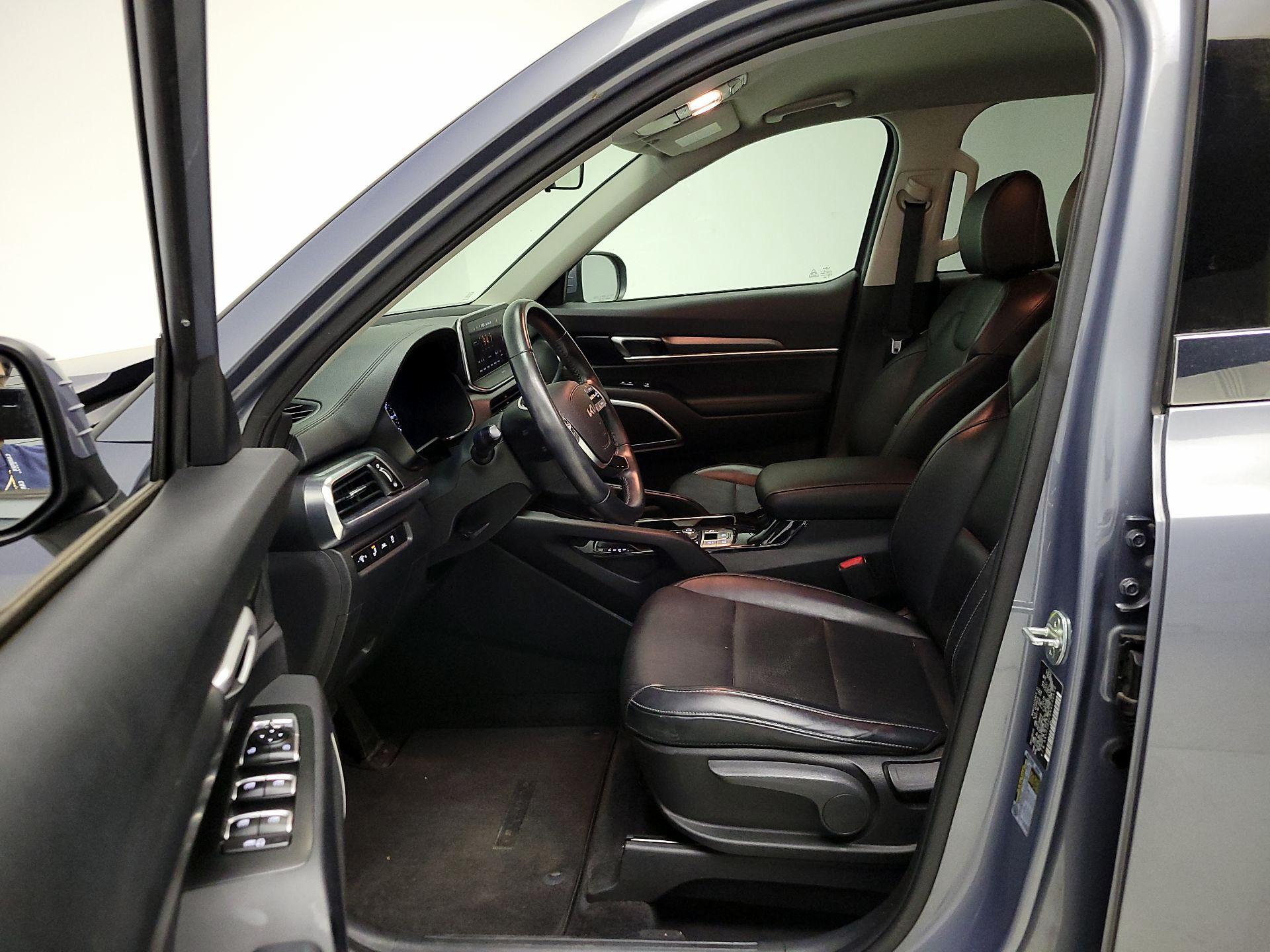 Thumbnail: 2022 Kia Telluride - 11