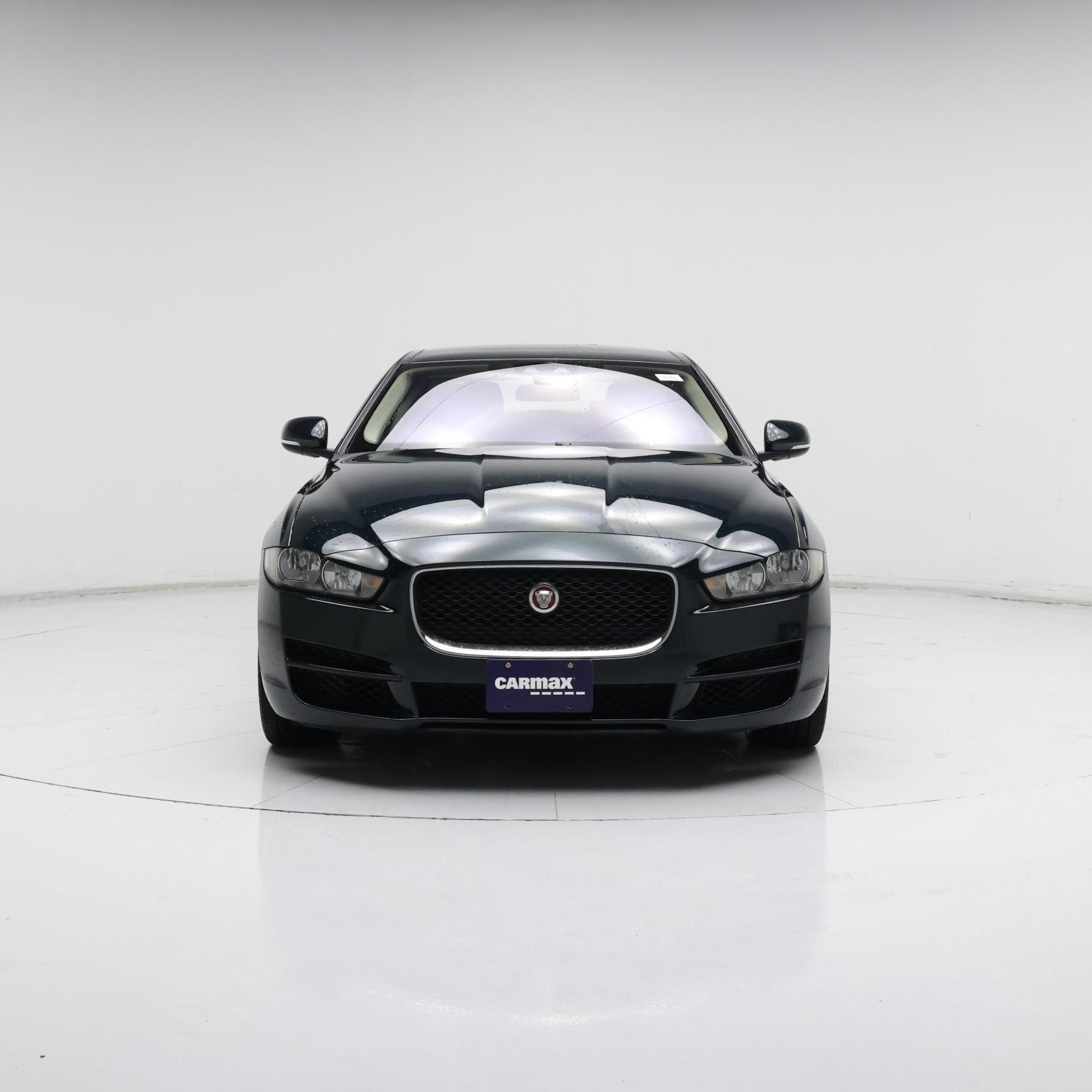 Thumbnail: 2017 Jaguar XE - 5