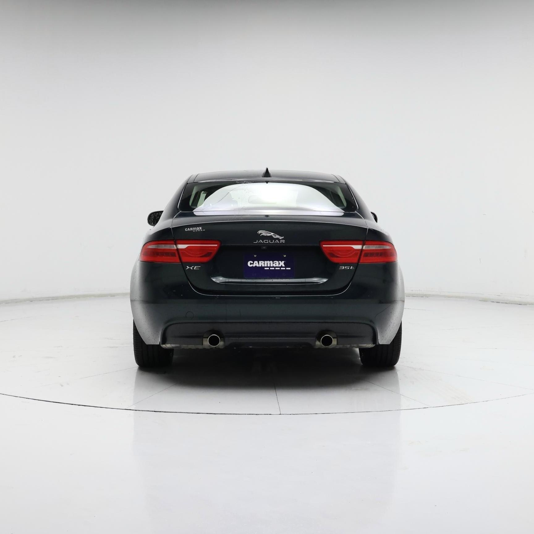 Thumbnail: 2017 Jaguar XE - 6