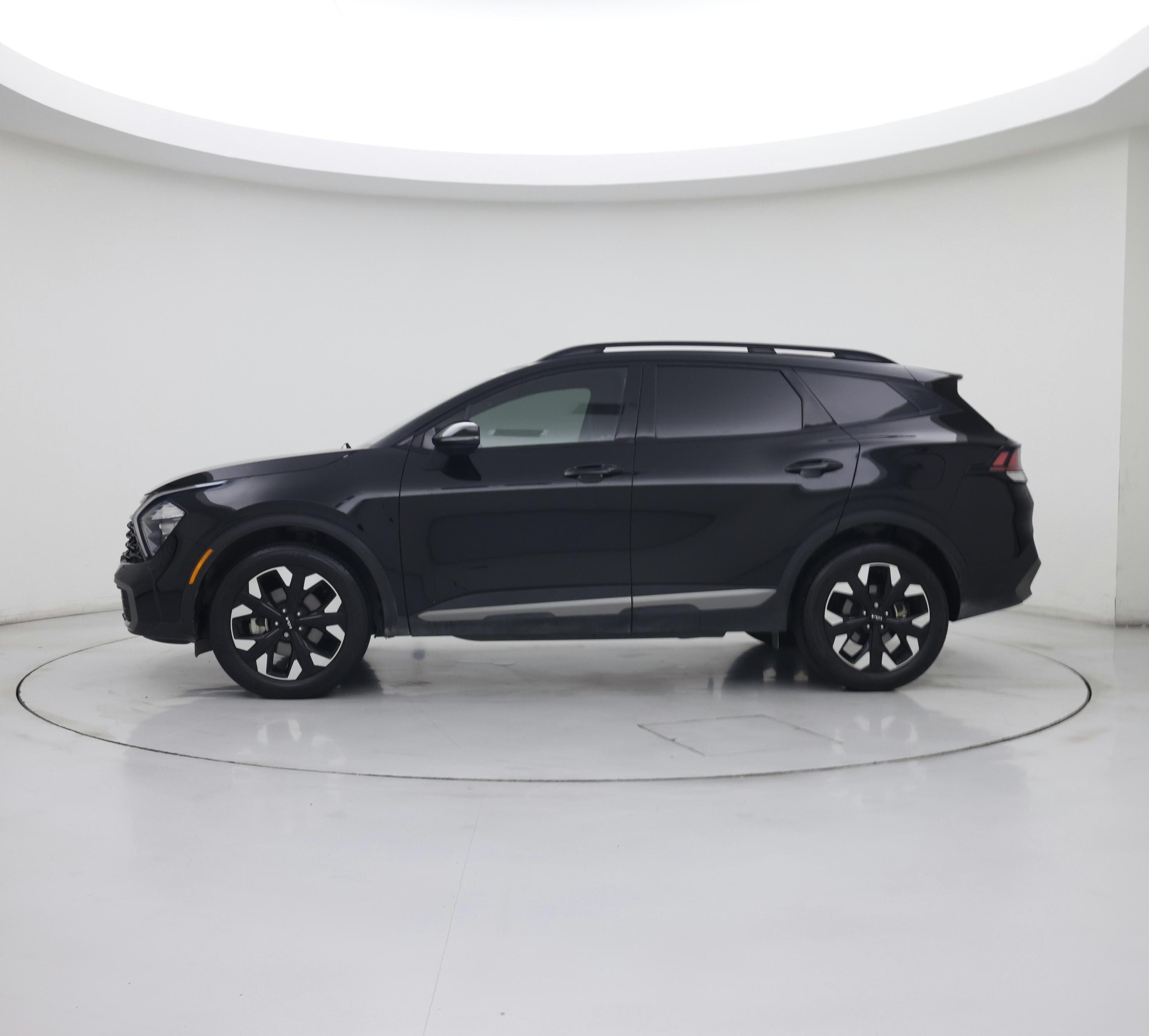 Thumbnail: 2023 Kia Sportage - 3
