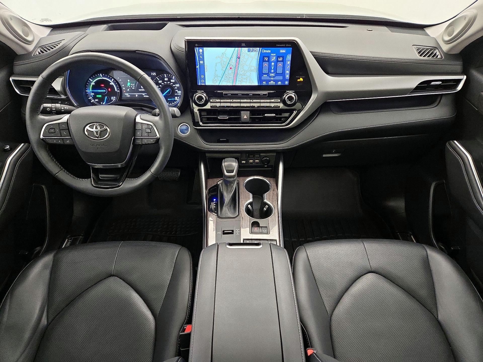 Thumbnail: 2021 Toyota Highlander - 9