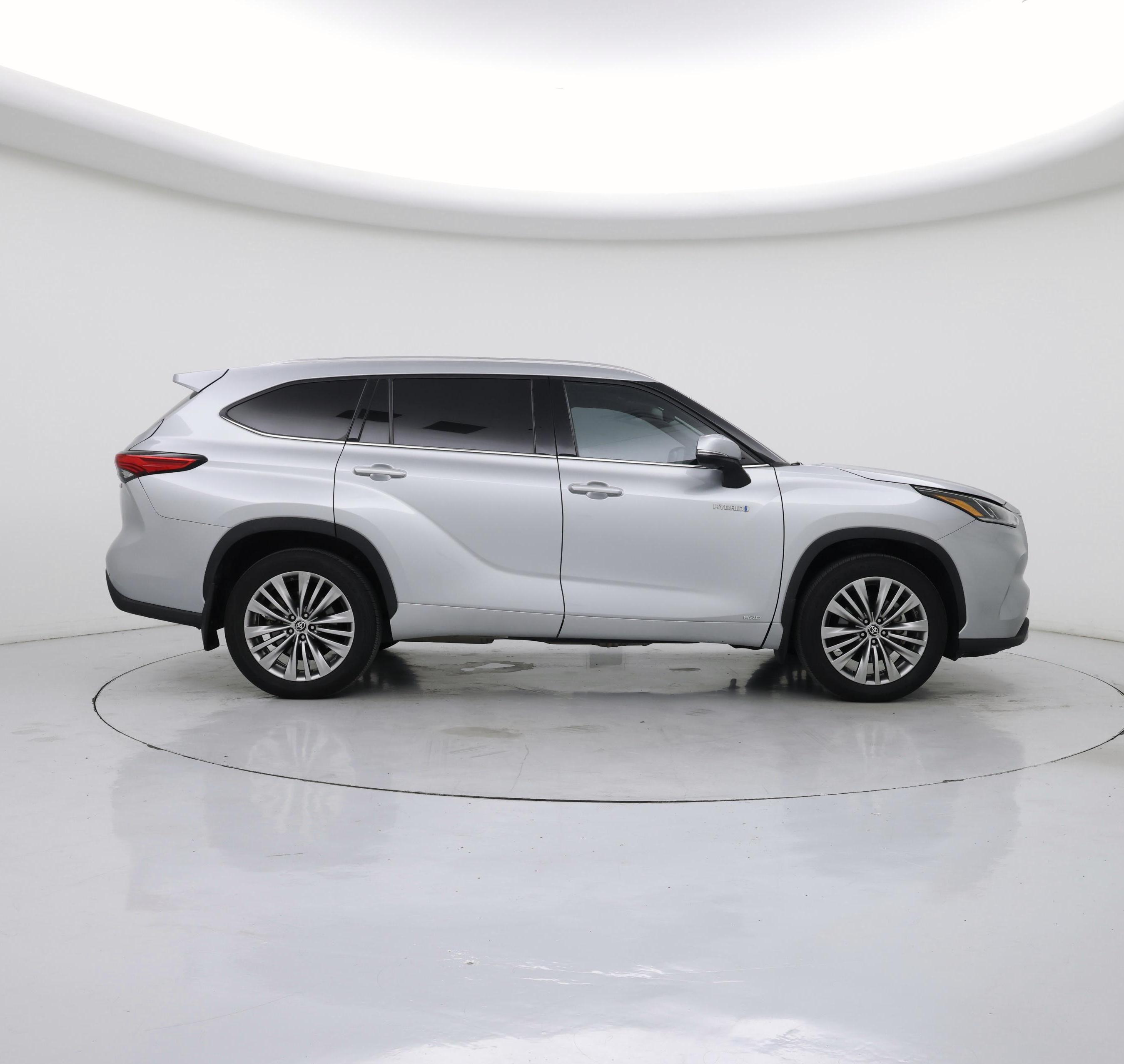 Thumbnail: 2021 Toyota Highlander - 7
