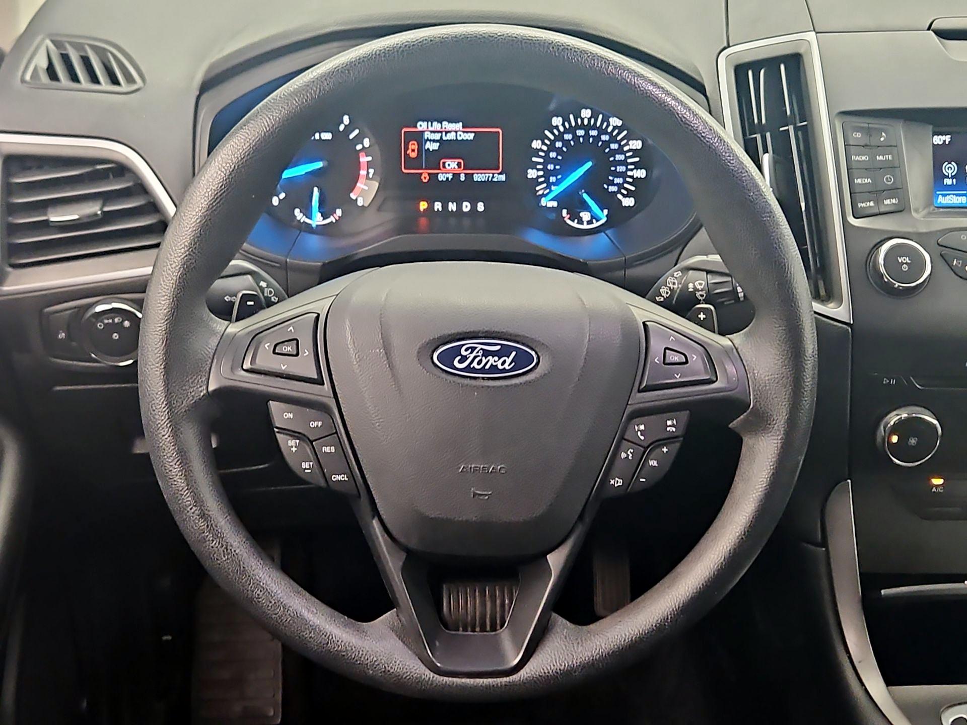 Thumbnail: 2017 Ford Edge - 10