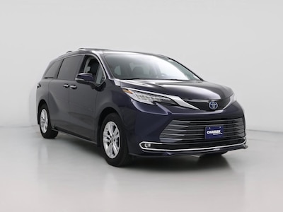 2022 Toyota Sienna Limited -
                Irvine, CA