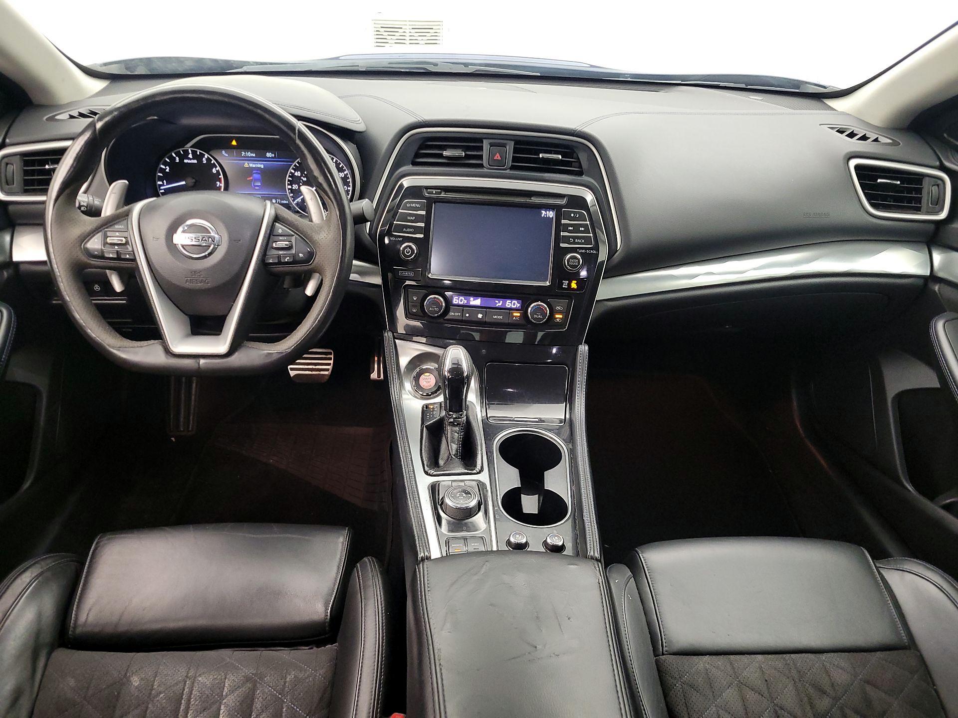 Thumbnail: 2016 Nissan Maxima - 9