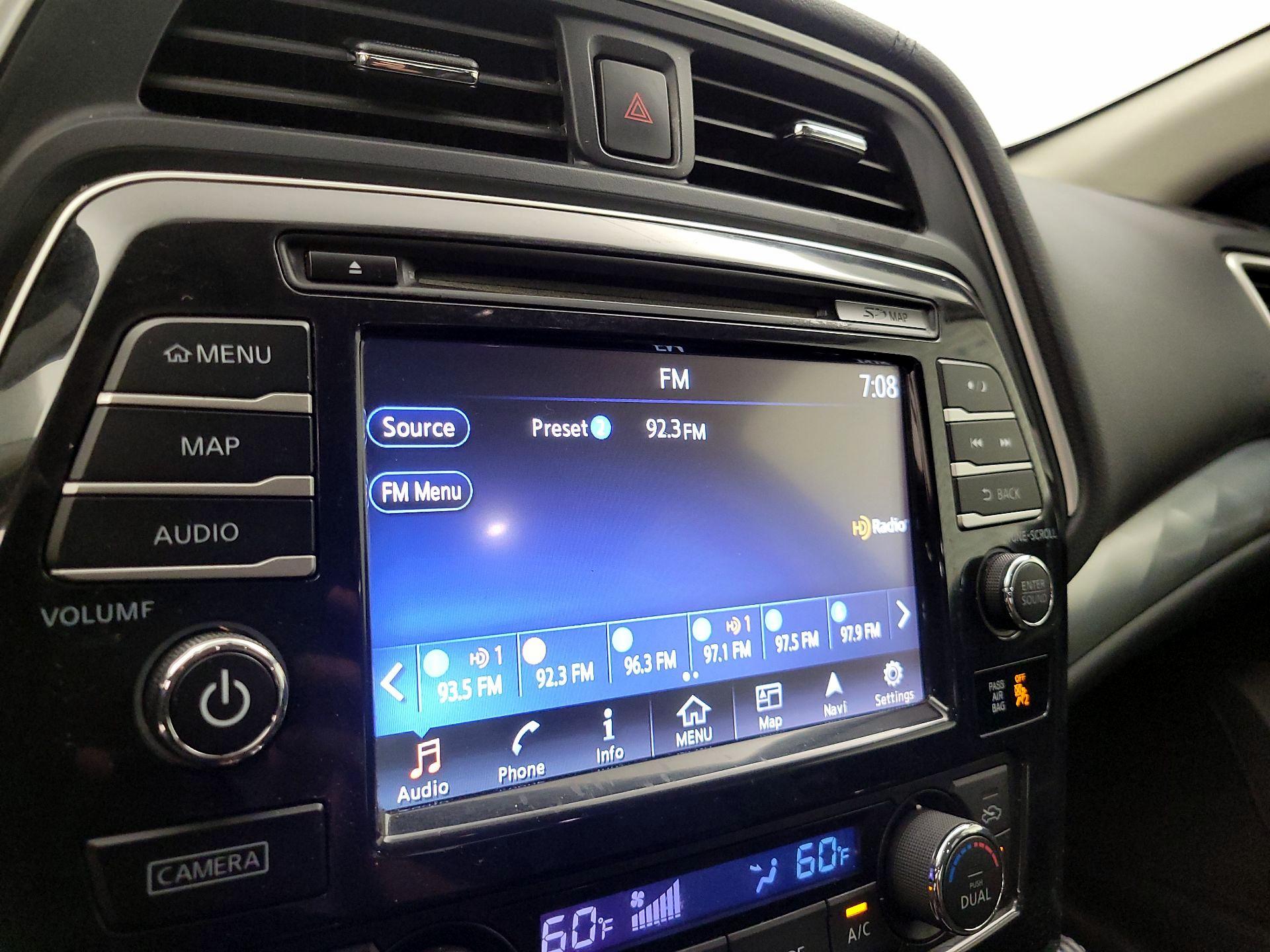 Thumbnail: 2016 Nissan Maxima - 16