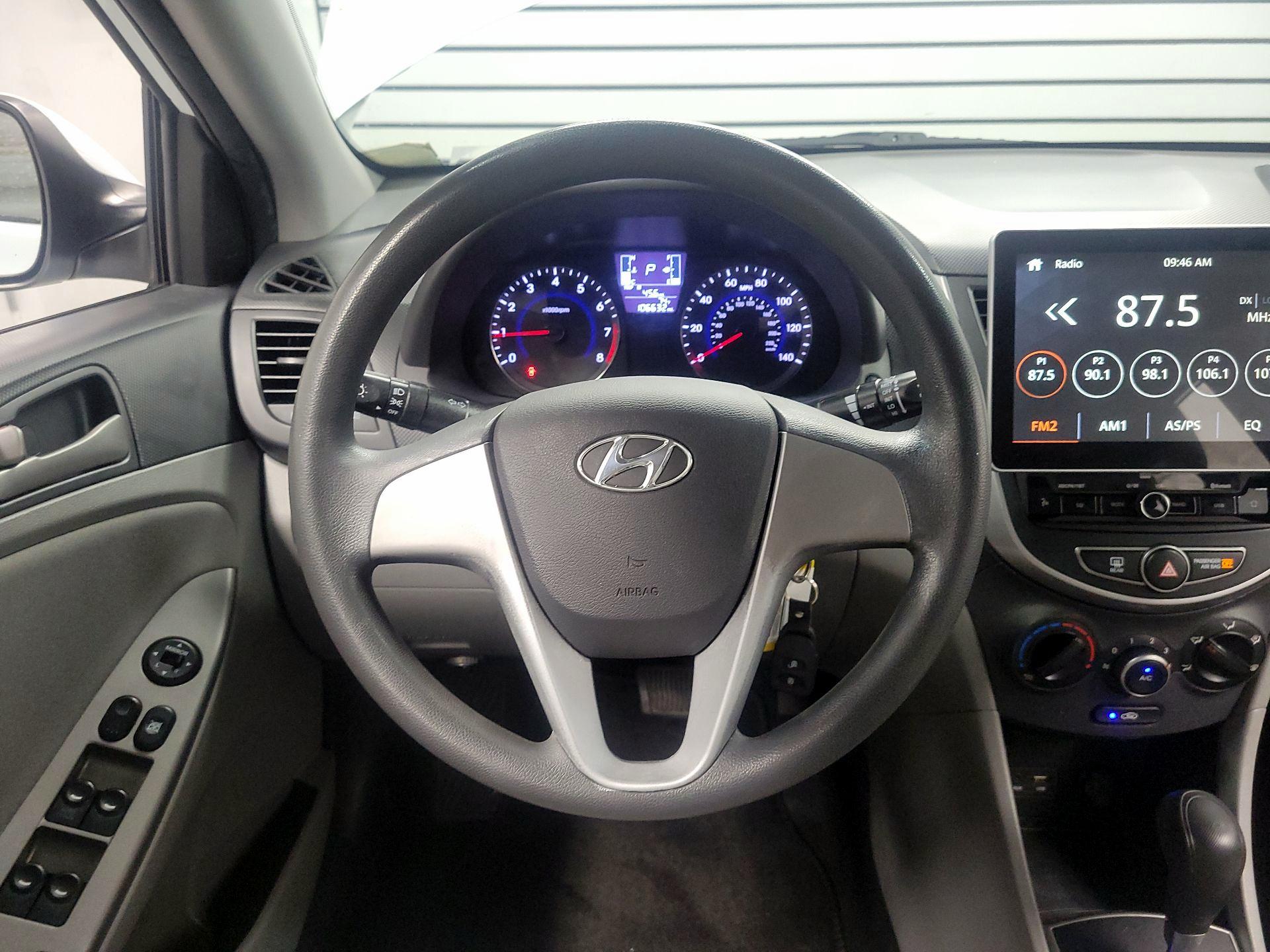 Thumbnail: 2016 Hyundai Accent - 10