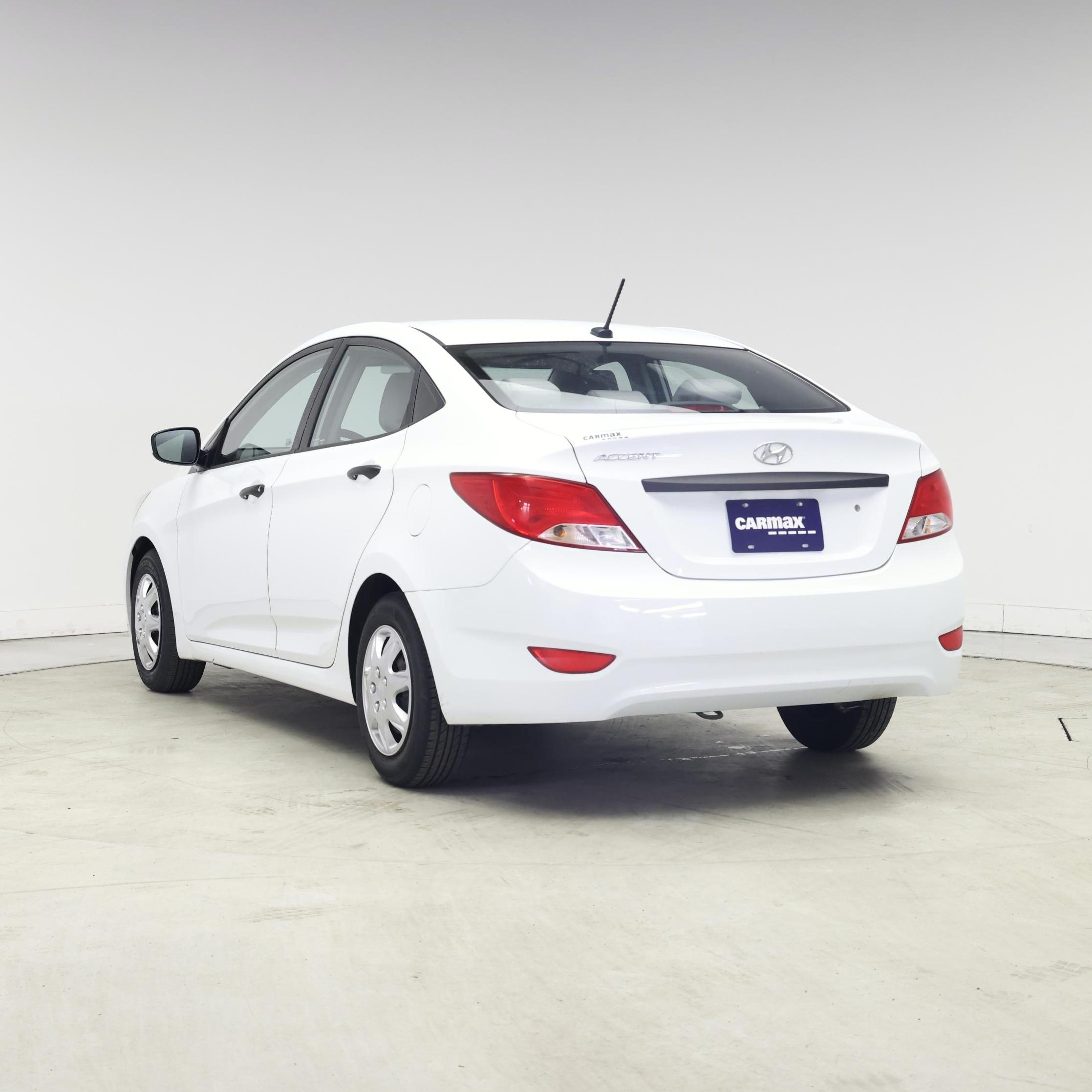 Thumbnail: 2016 Hyundai Accent - 2
