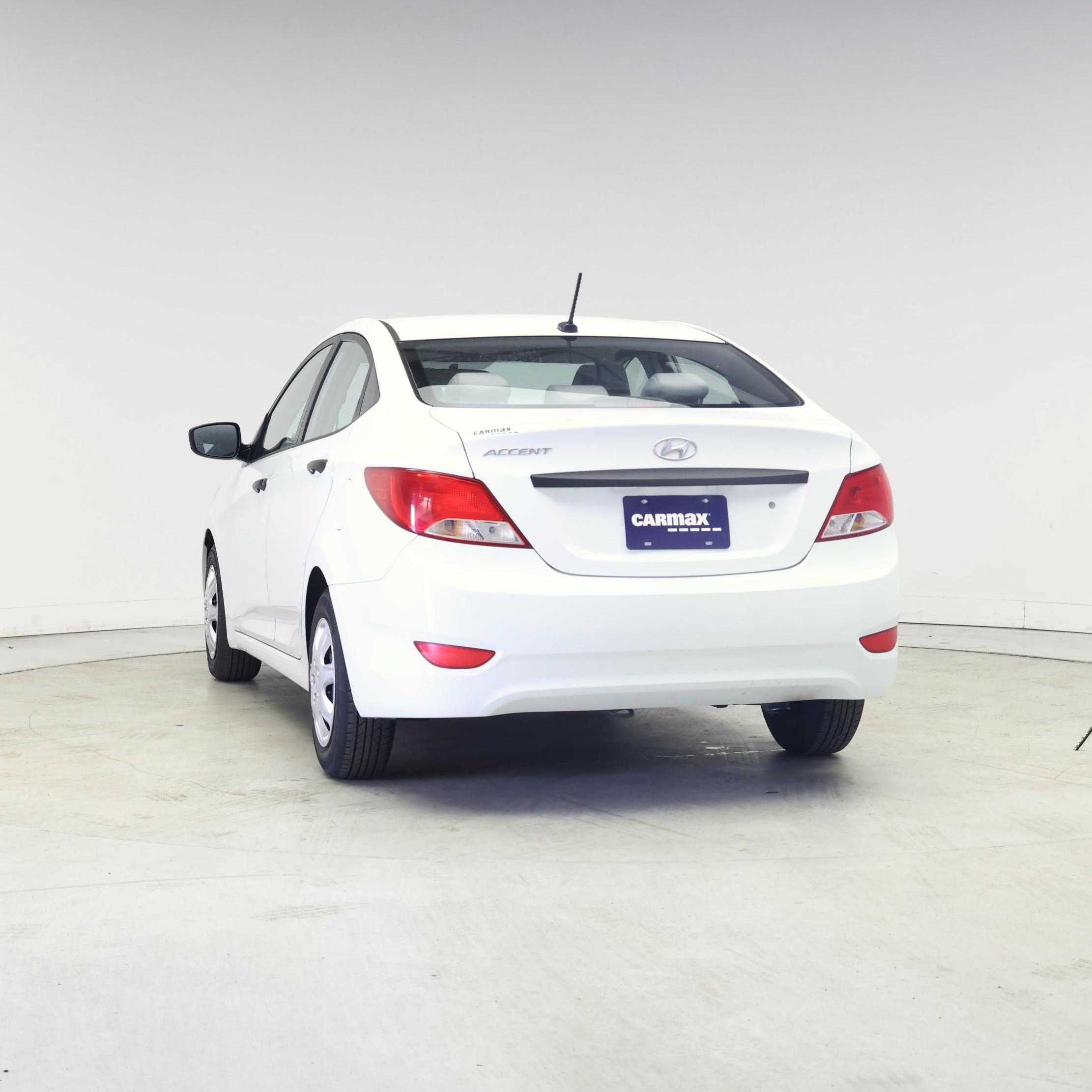 Thumbnail: 2016 Hyundai Accent - 6