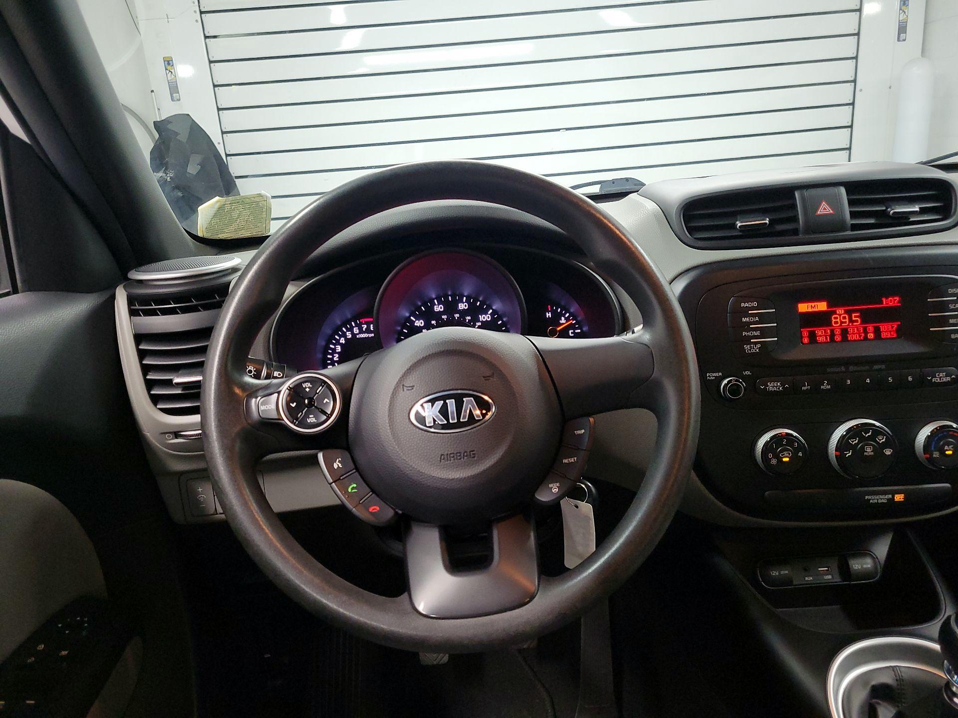 Thumbnail: 2015 Kia Soul - 10