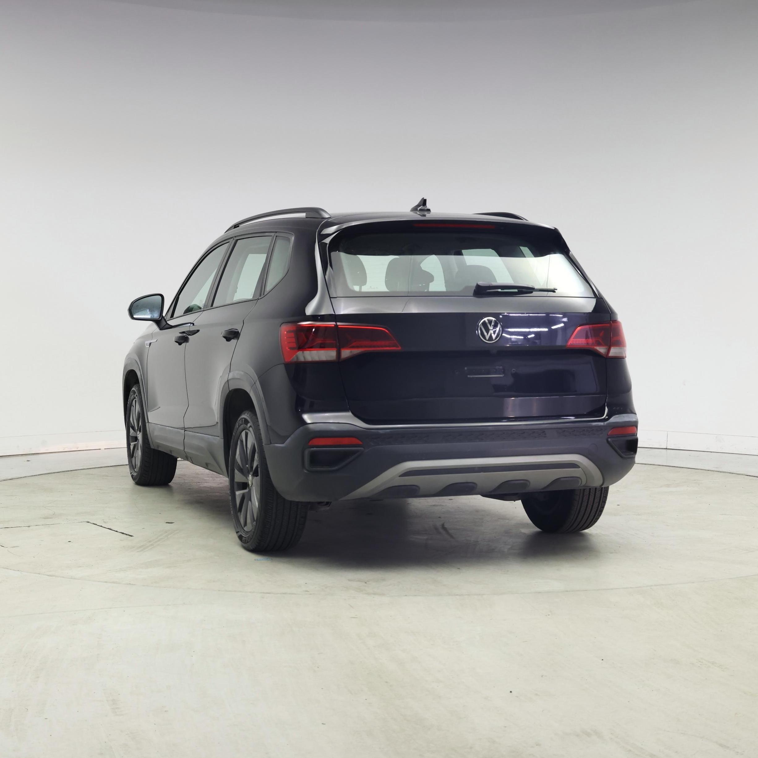 Thumbnail: 2022 Volkswagen Taos - 2