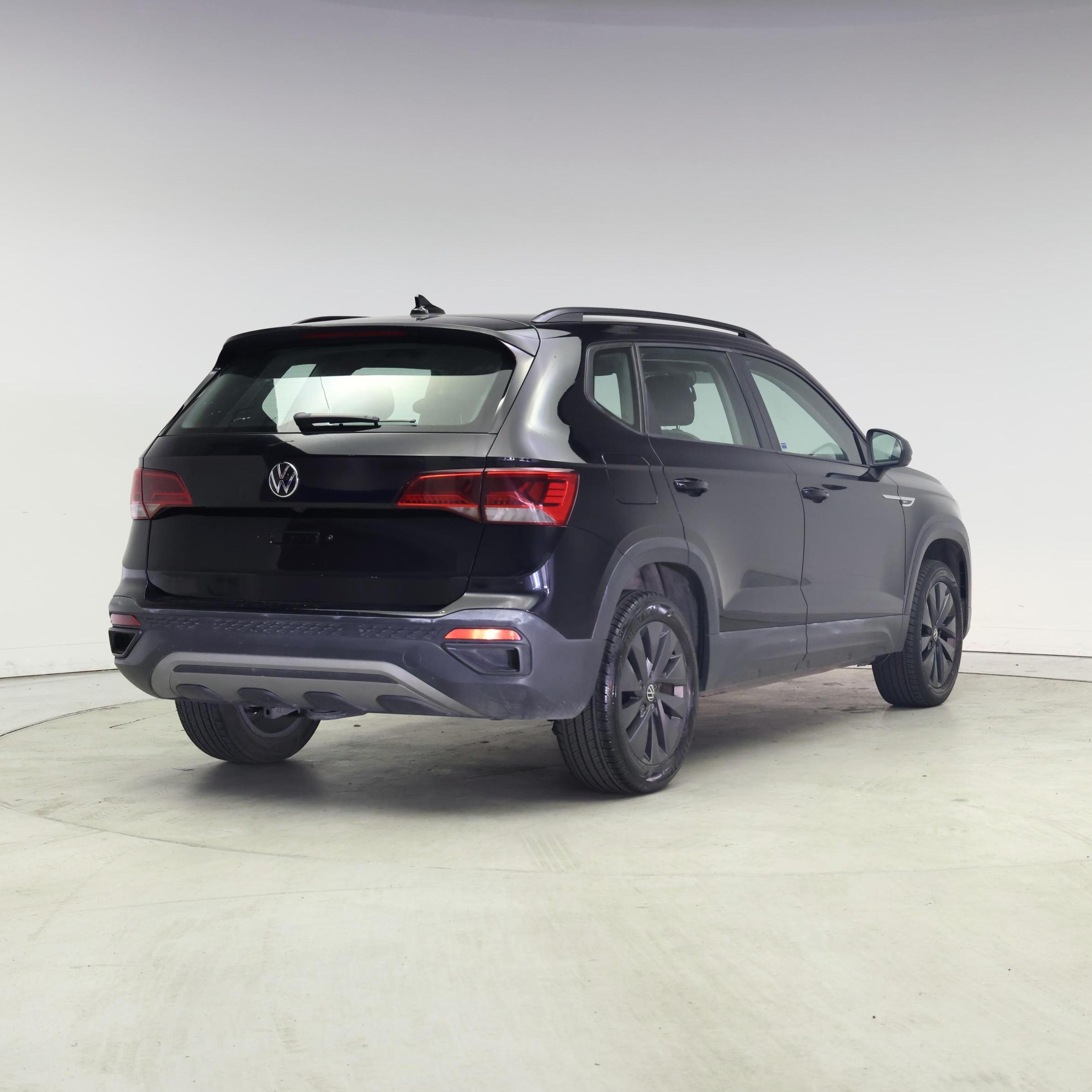 Thumbnail: 2022 Volkswagen Taos - 8