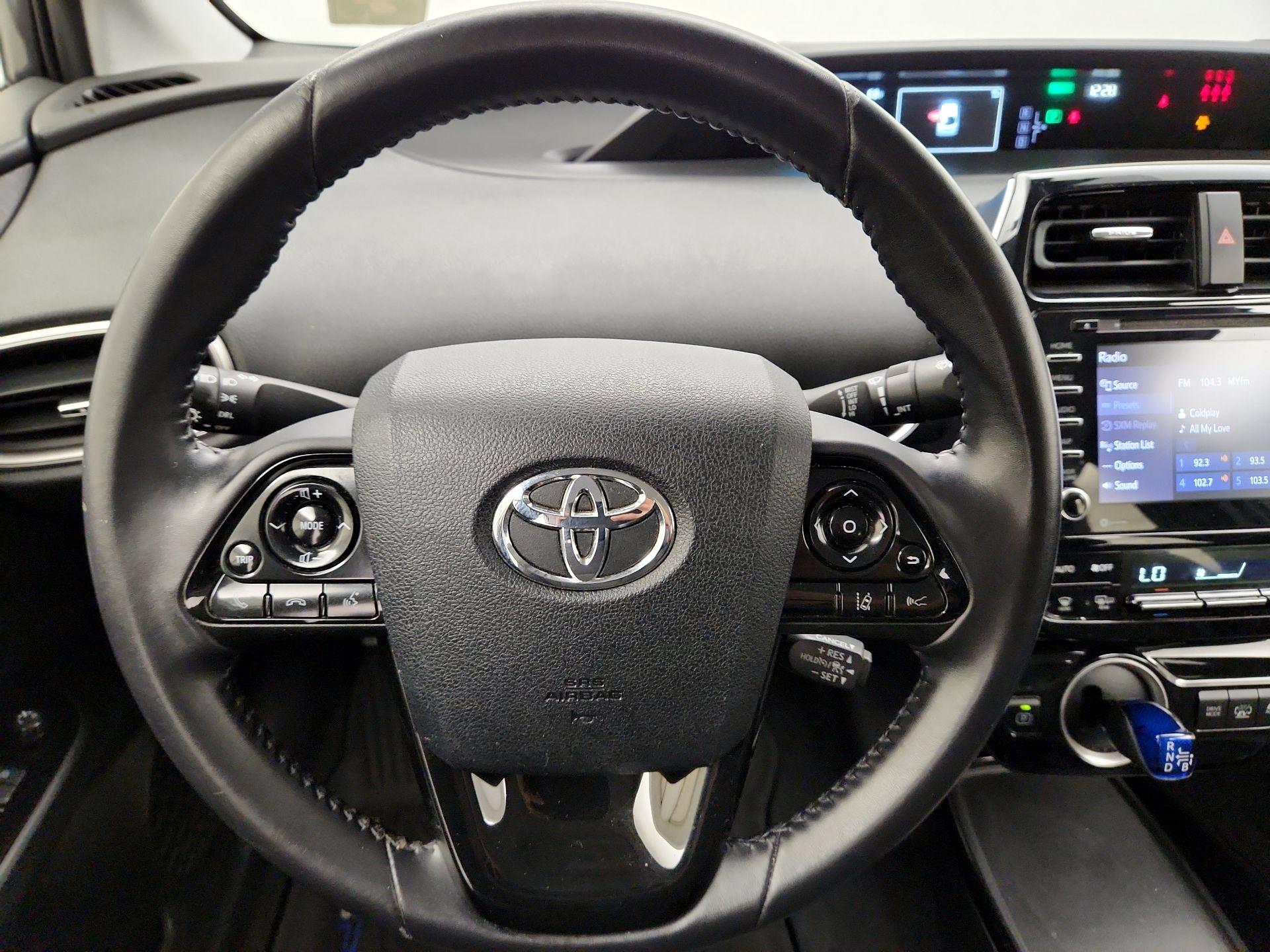 Thumbnail: 2020 Toyota Prius Prime - 10