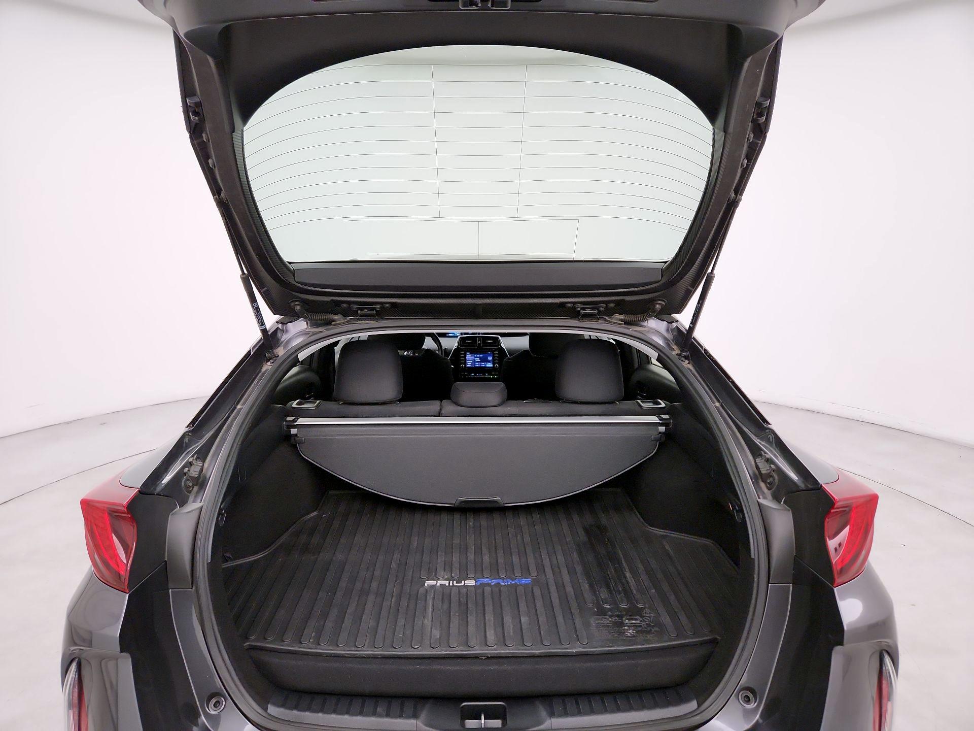 Thumbnail: 2020 Toyota Prius Prime - 19
