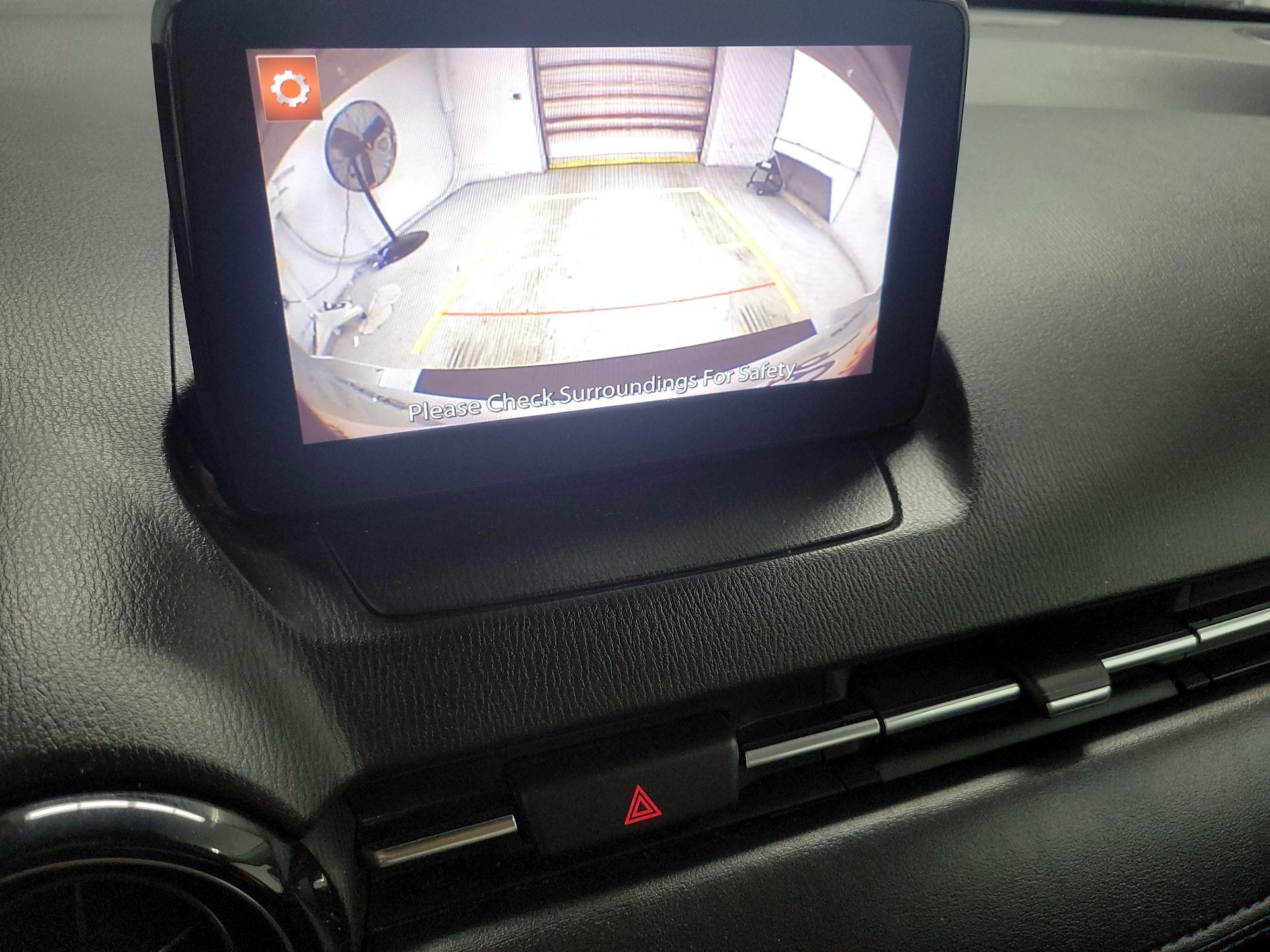 Thumbnail: 2019 Toyota Yaris - 14