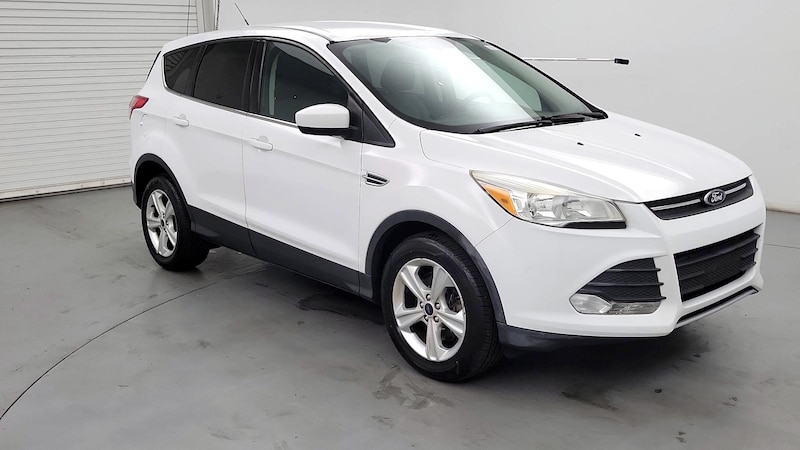 2016 Ford Escape SE Hero Image