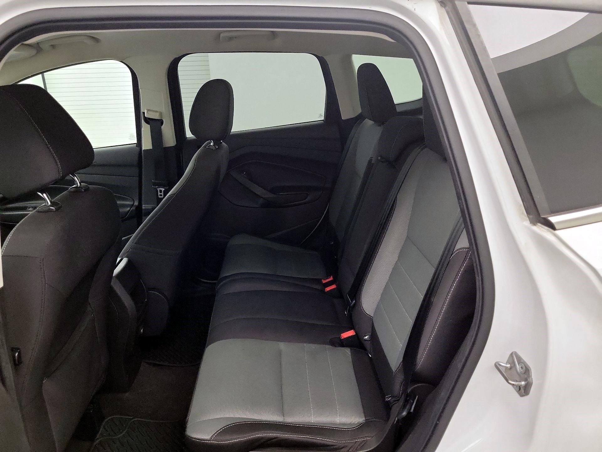 Thumbnail: 2016 Ford Escape - 17
