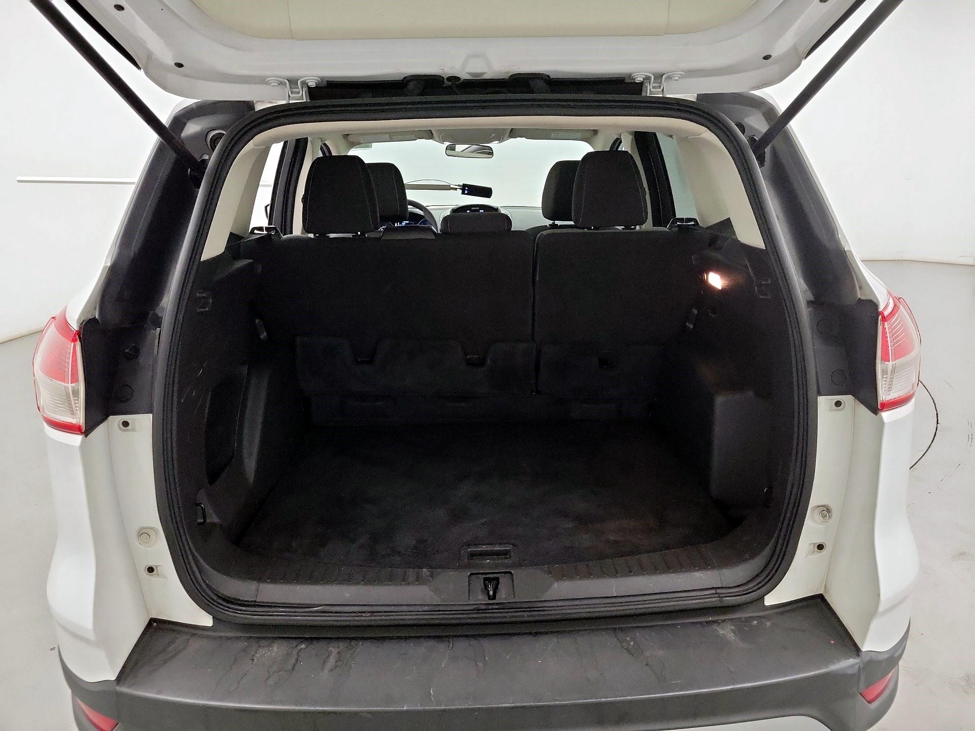 Thumbnail: 2016 Ford Escape - 18