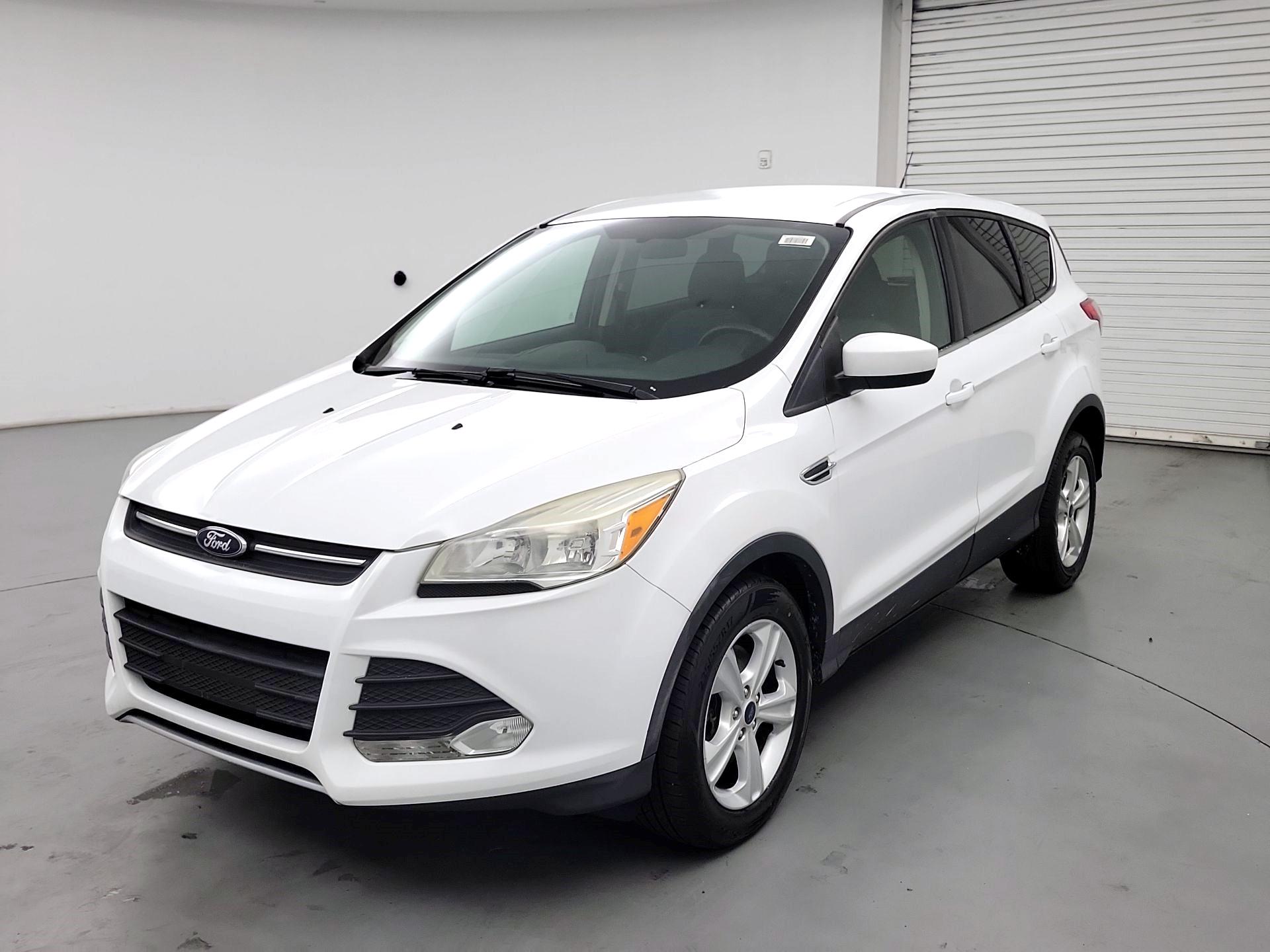 Thumbnail: 2016 Ford Escape - 3
