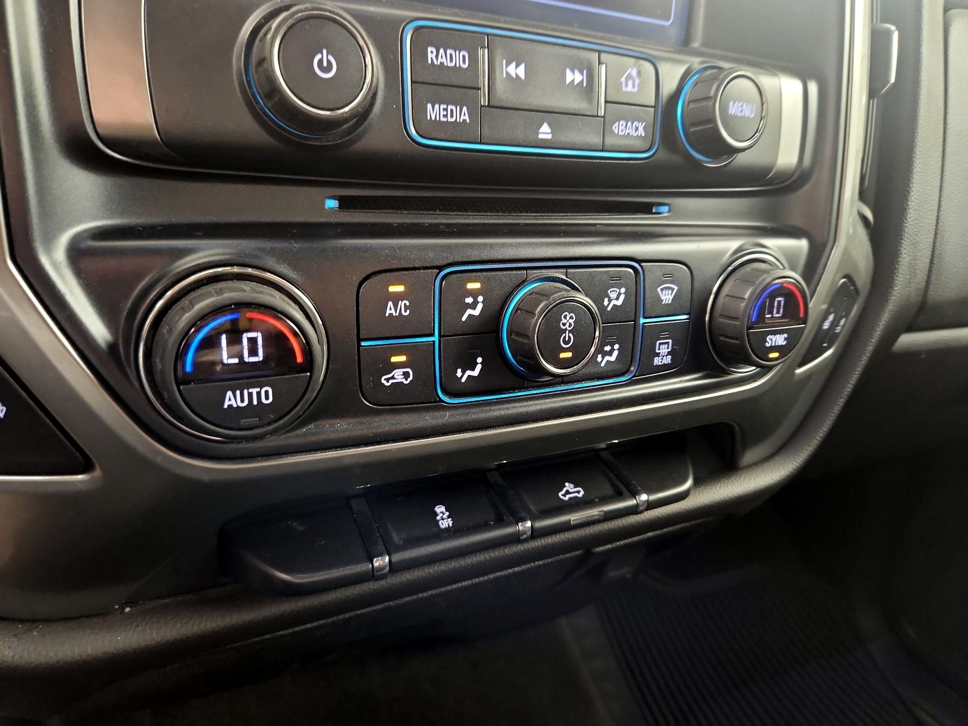 Thumbnail: 2017 Chevrolet Silverado 1500 - 14