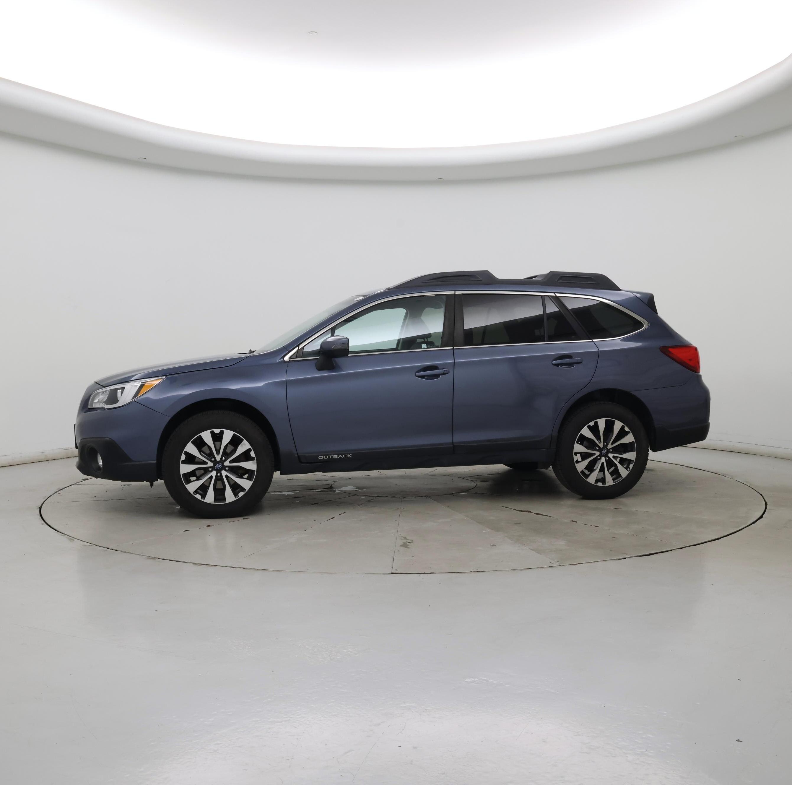 Thumbnail: 2017 Subaru Outback - 3