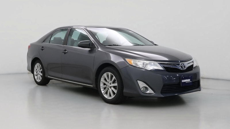 2014 Toyota Camry XLE Hero Image