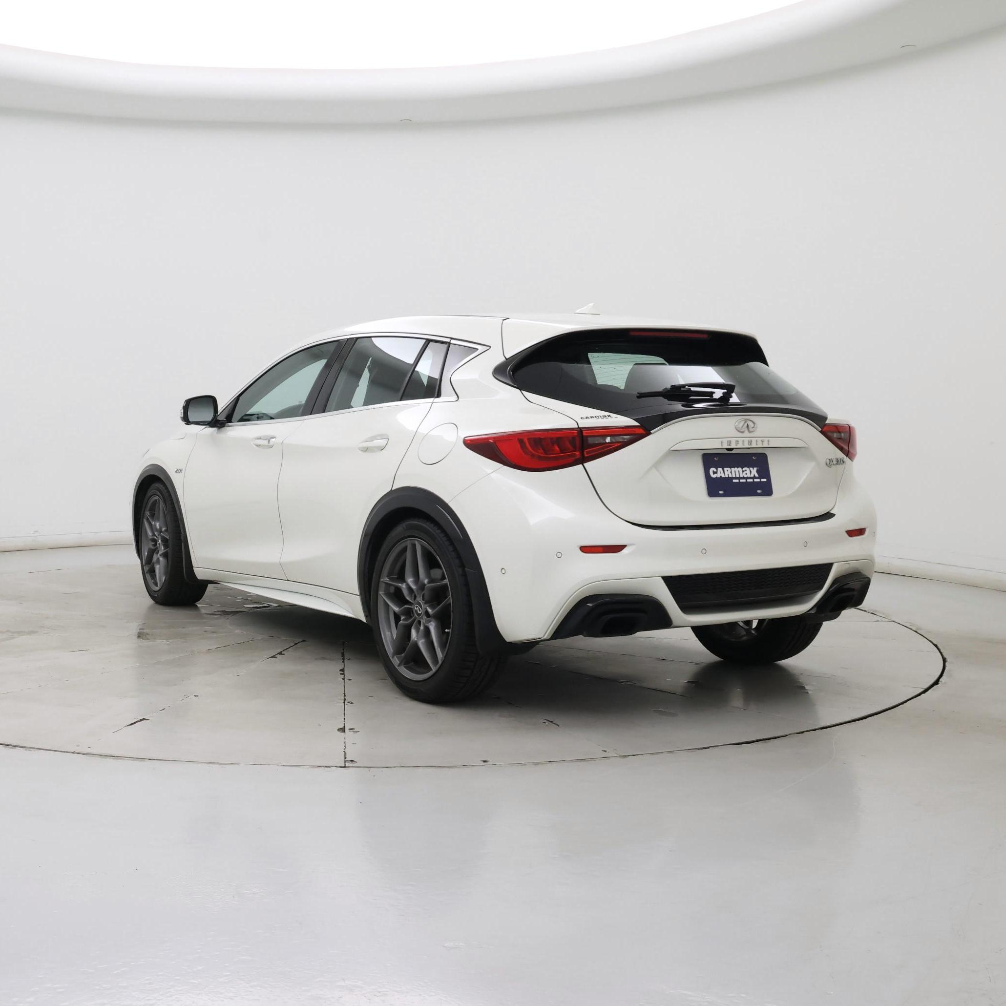 Thumbnail: 2018 INFINITI QX30 - 2