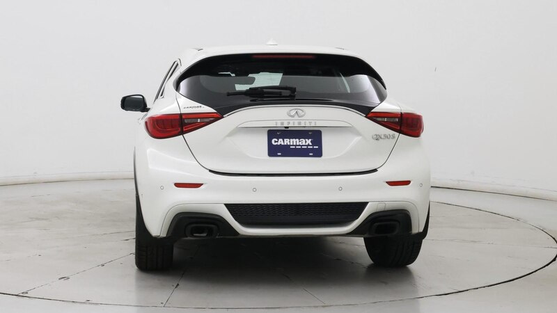 2018 INFINITI QX30 Sport 6