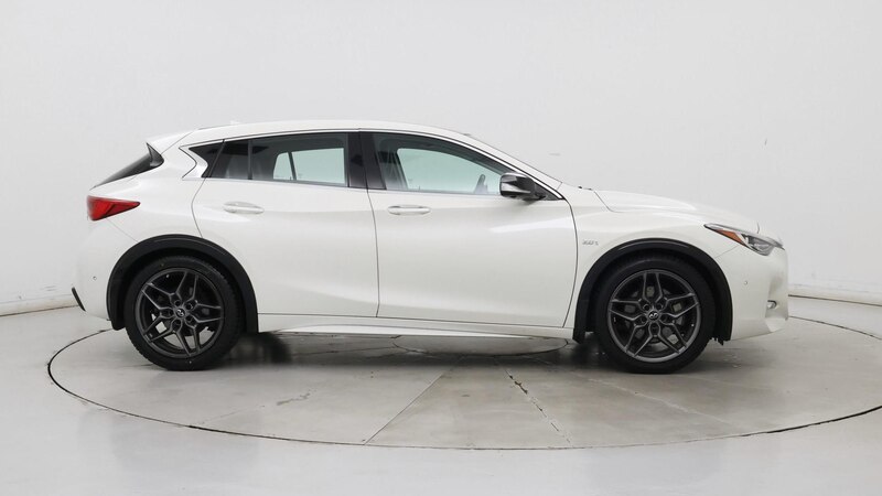 2018 INFINITI QX30 Sport 7