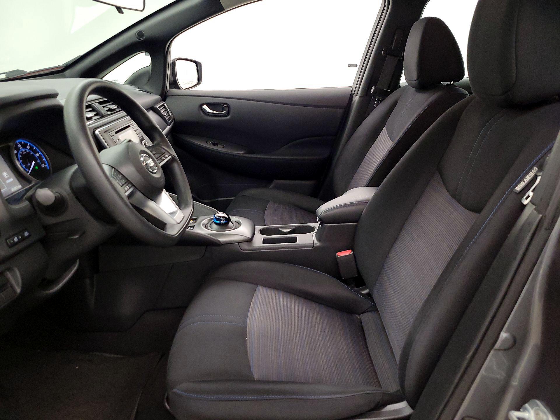 Thumbnail: 2018 Nissan Leaf - 11