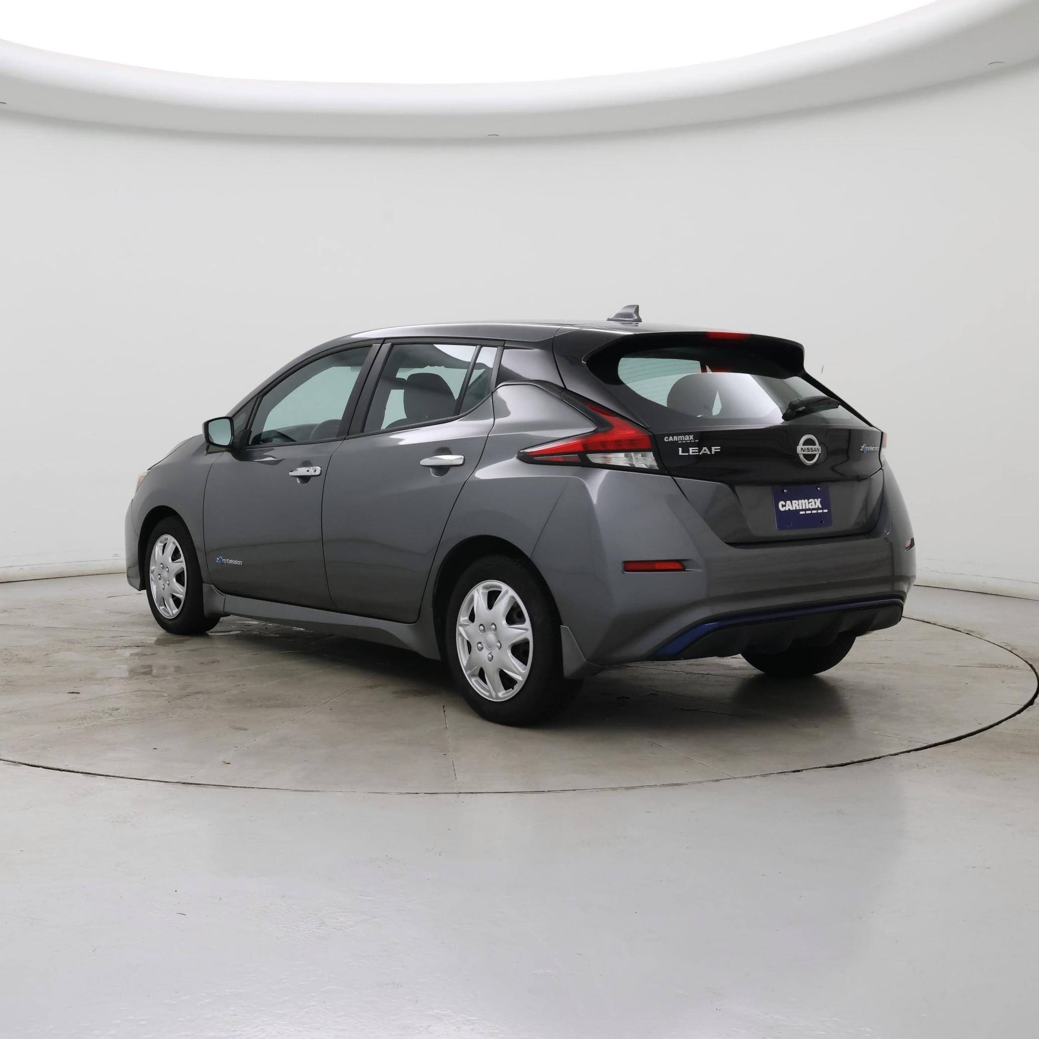 Thumbnail: 2018 Nissan Leaf - 2