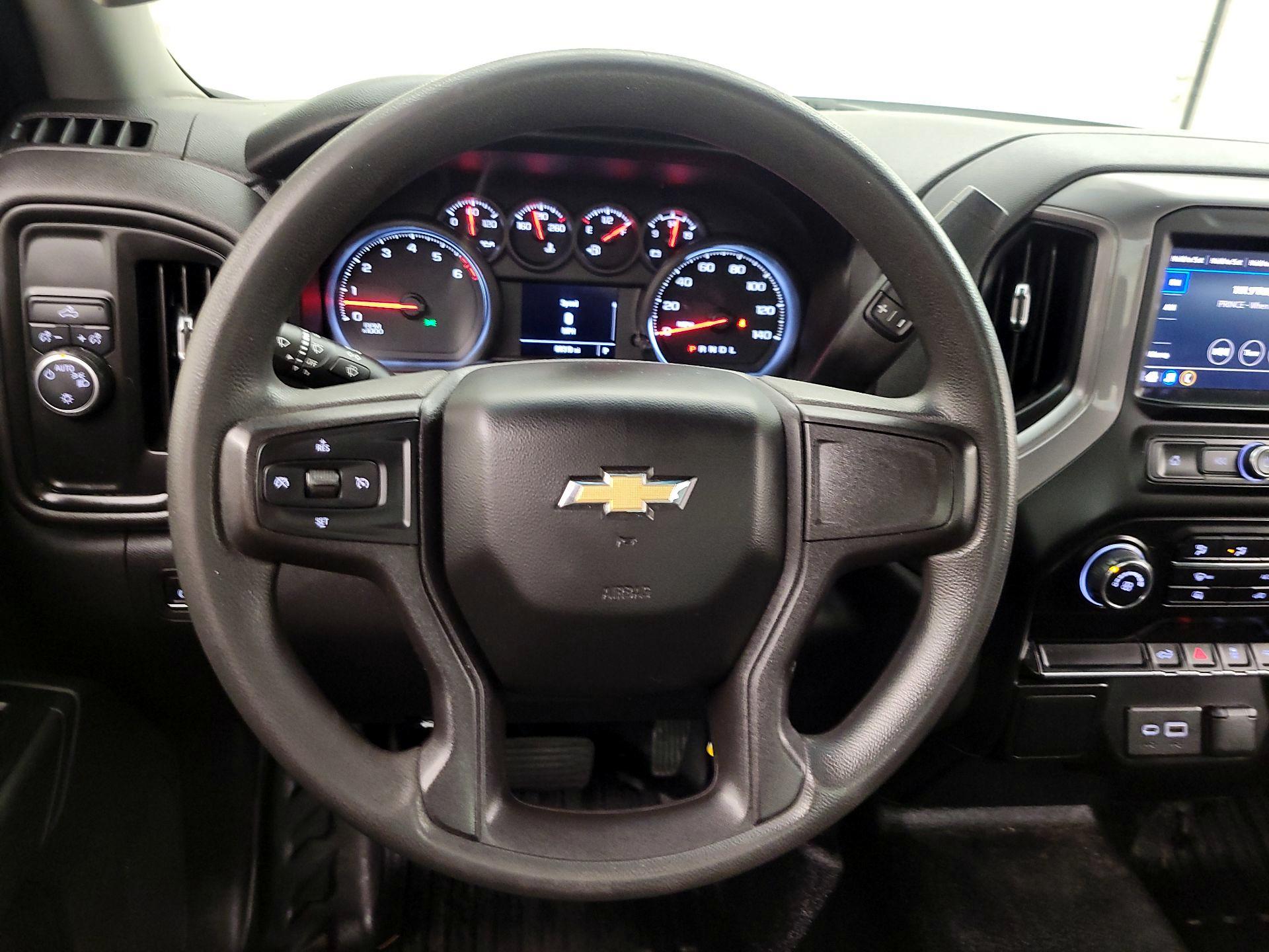 Thumbnail: 2021 Chevrolet Silverado 1500 - 10