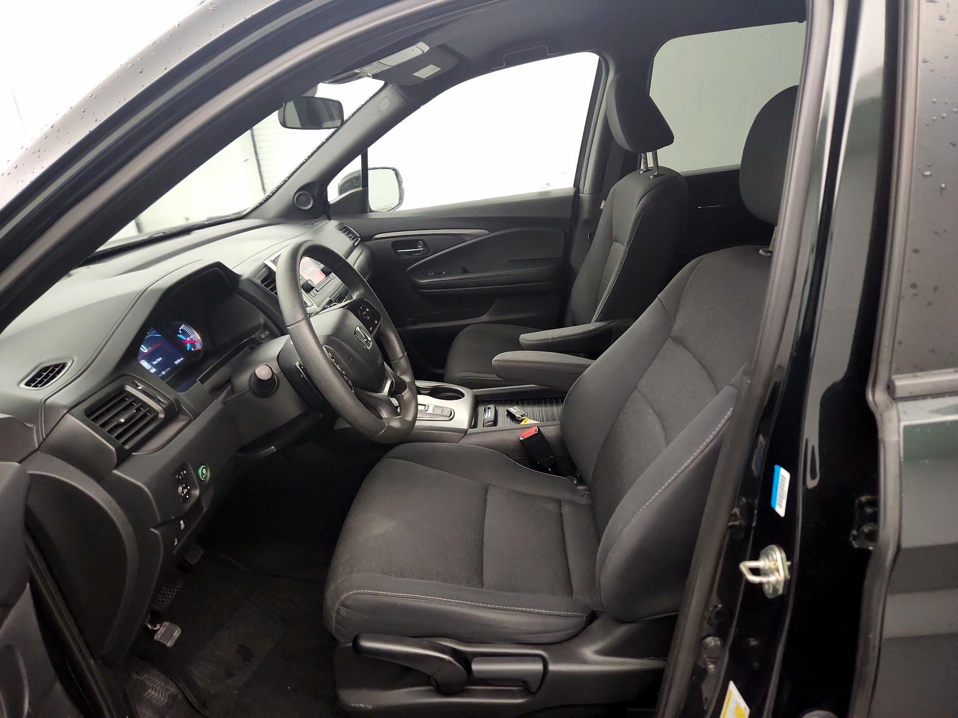 Thumbnail: 2019 Honda Passport - 9