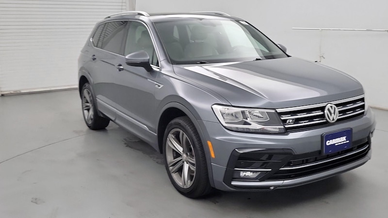 2019 Volkswagen Tiguan SE R-Line Hero Image