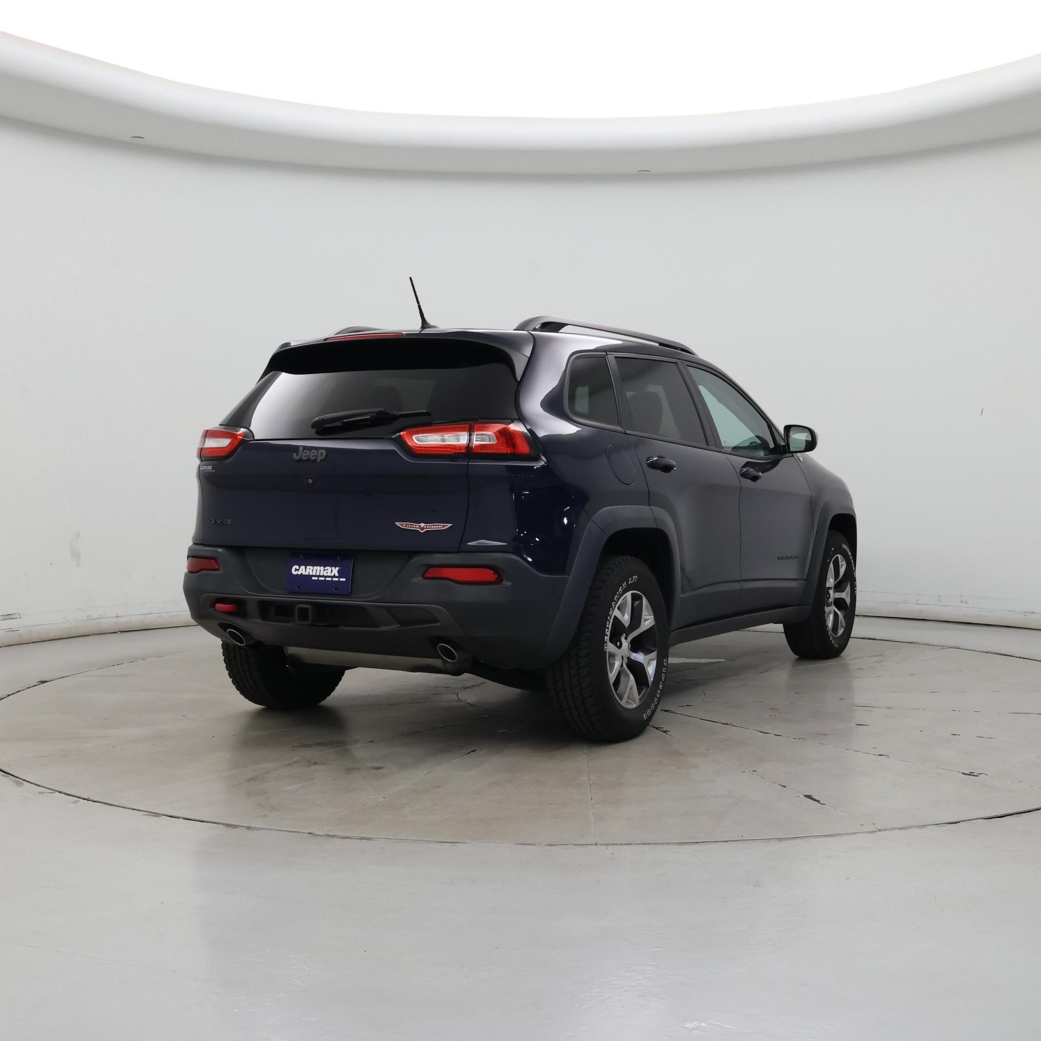 Thumbnail: 2015 Jeep Cherokee - 8