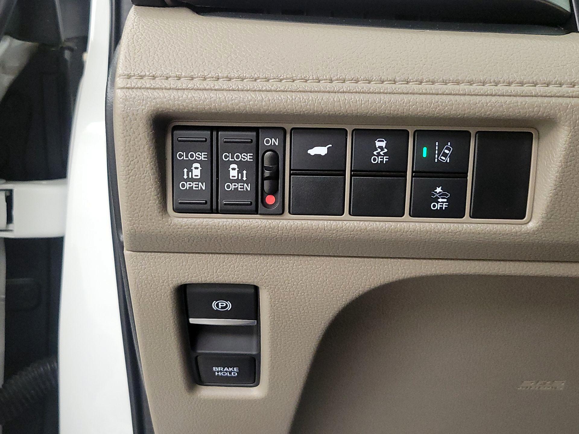 Thumbnail: 2020 Honda Odyssey - 13