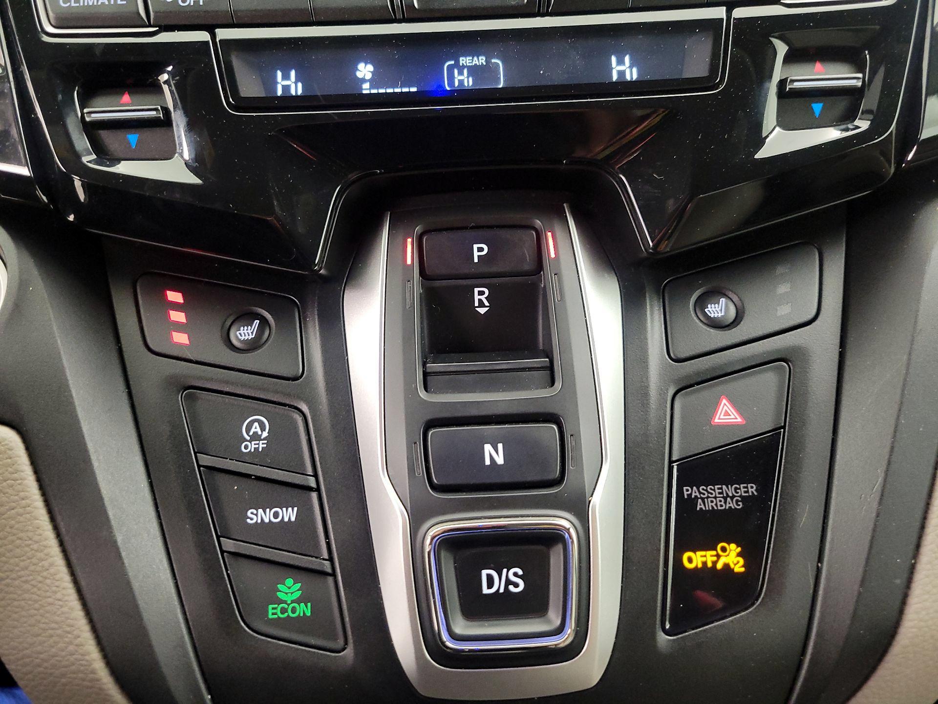 Thumbnail: 2020 Honda Odyssey - 17