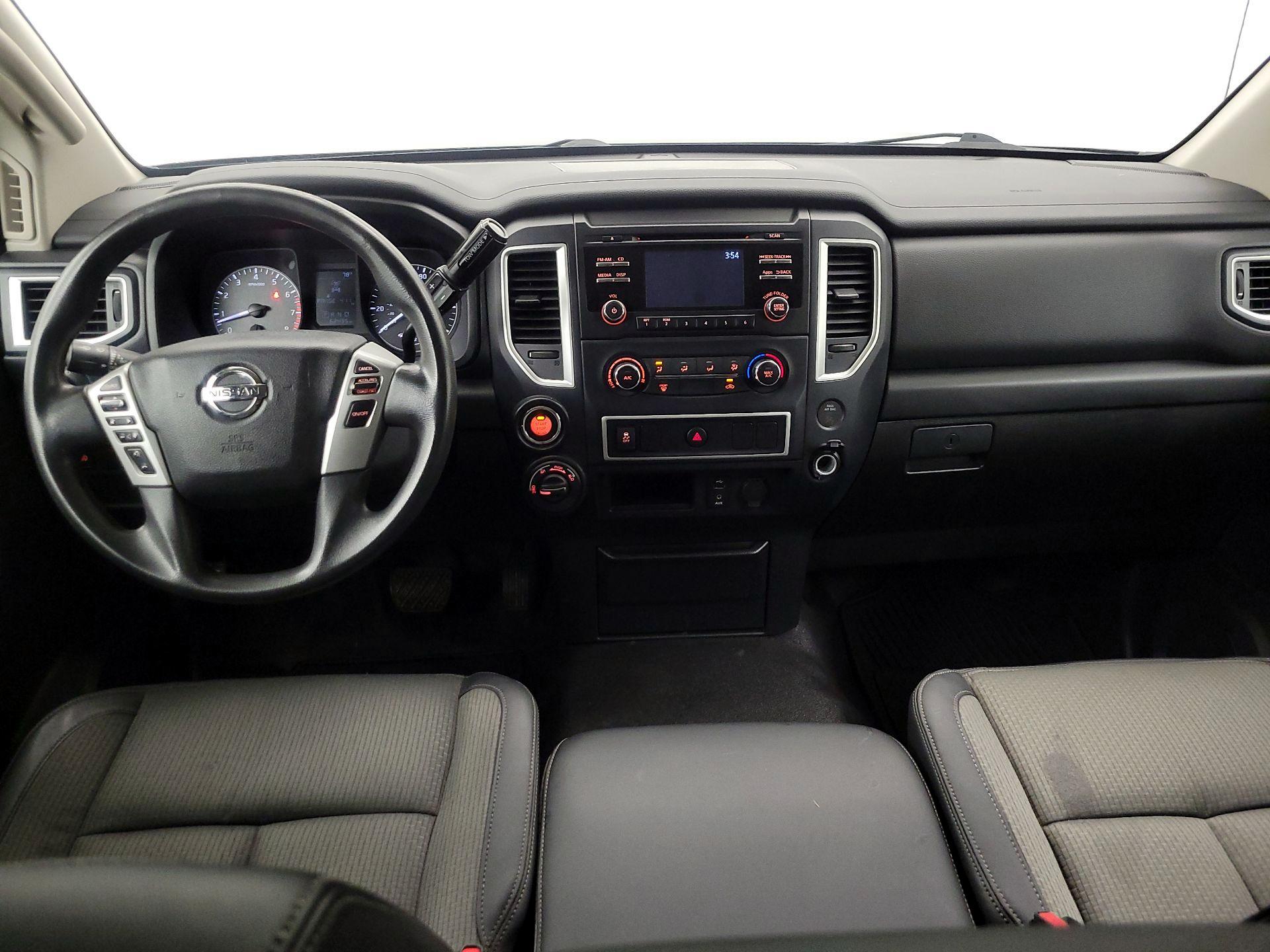 Thumbnail: 2017 Nissan Titan - 9