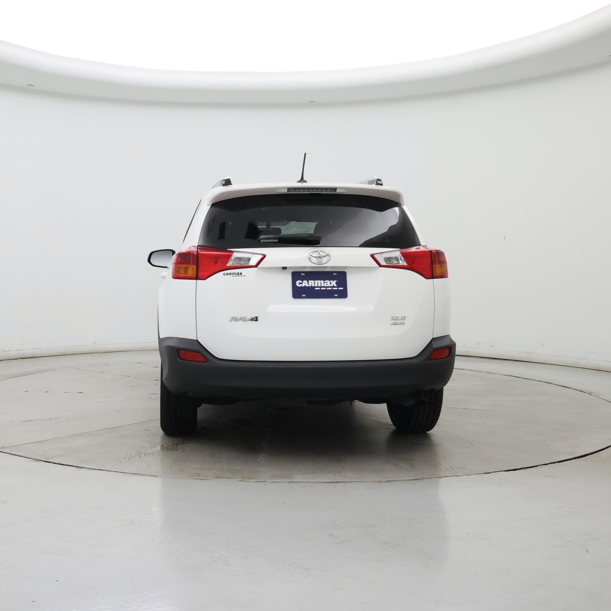 Thumbnail: 2015 Toyota RAV4 - 6