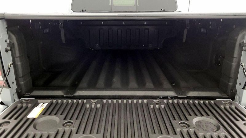 2022 Nissan Frontier PRO-4X 22