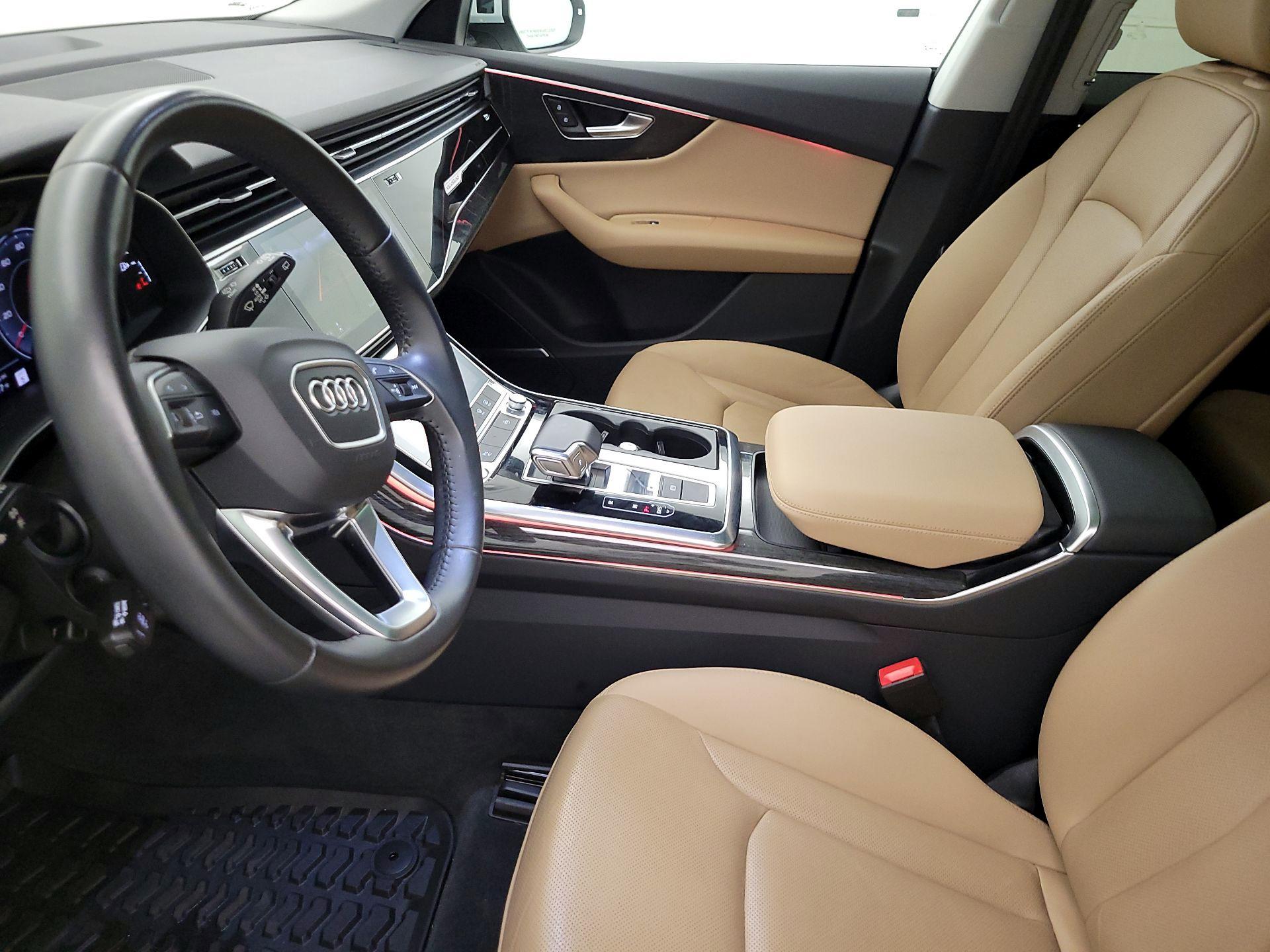 Thumbnail: 2020 Audi Q8 - 11
